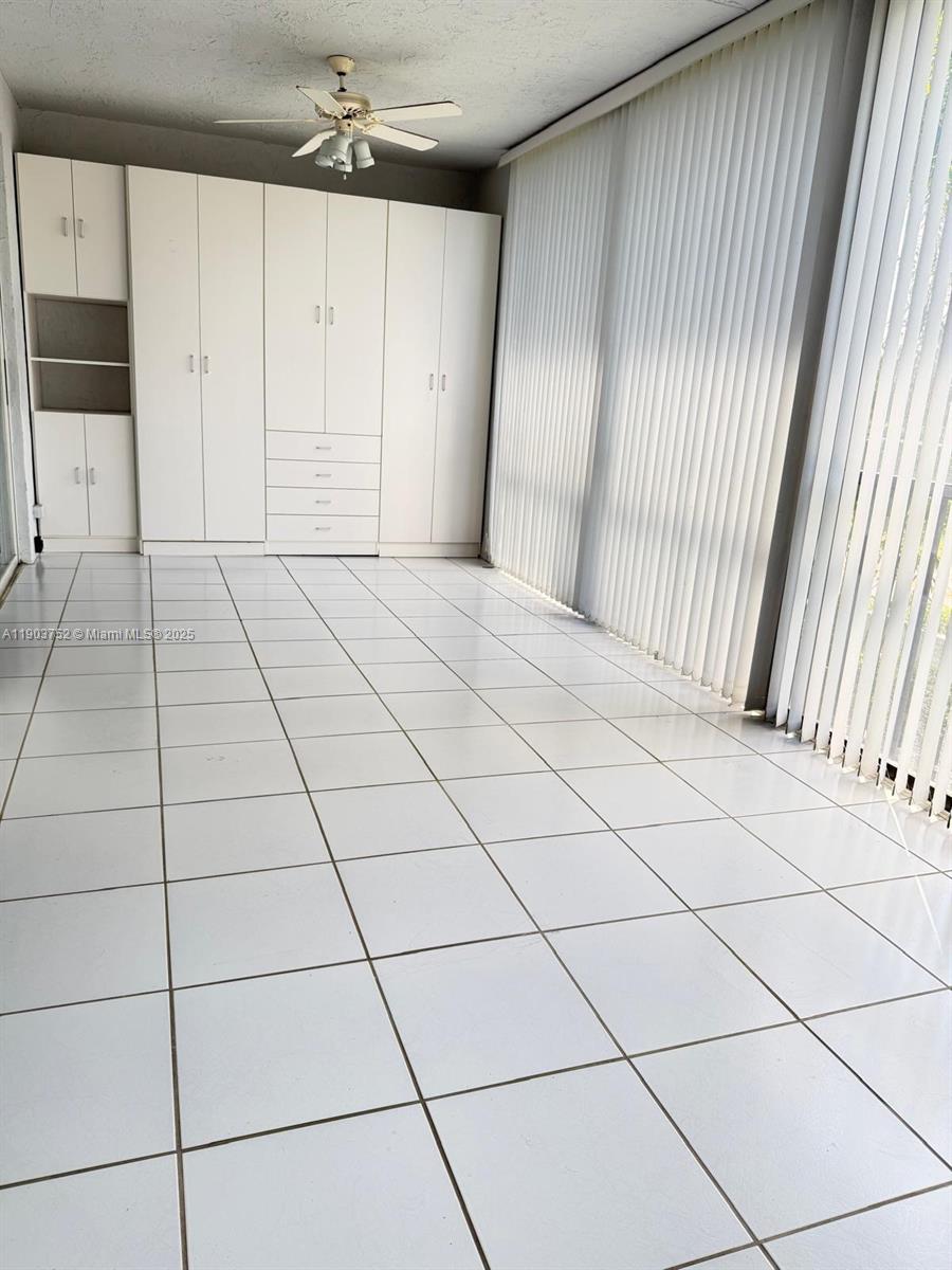 BRIARWOOD AT INDIAN SPRIN - Residential Lease