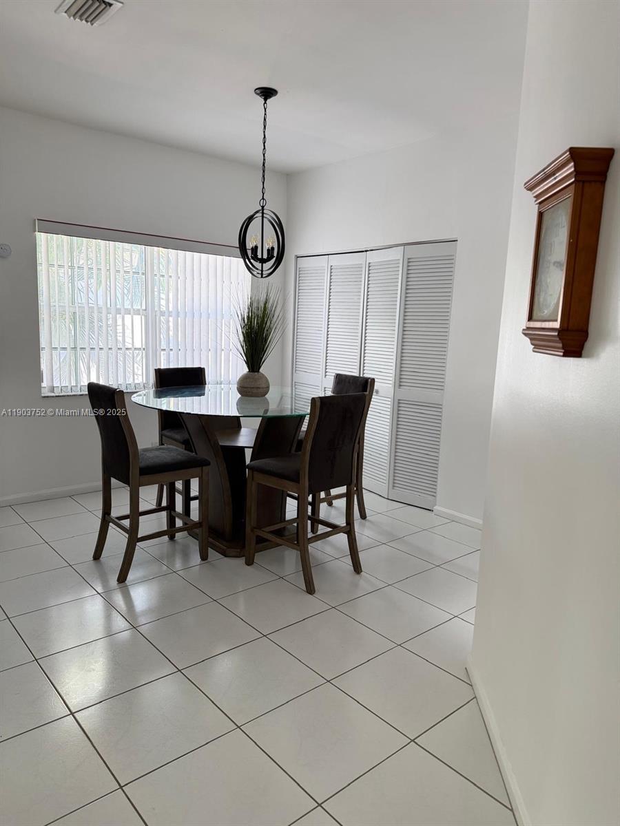 BRIARWOOD AT INDIAN SPRIN - Residential Lease