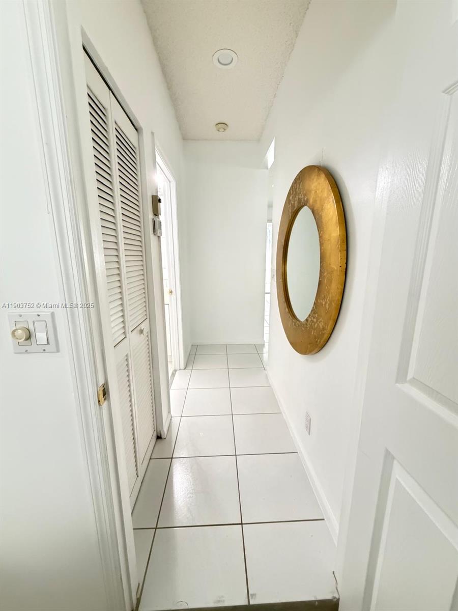 BRIARWOOD AT INDIAN SPRIN - Residential Lease