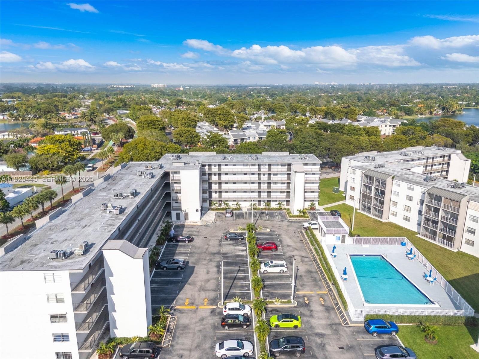 EL CONQUISTADOR NORTH CON - Residential