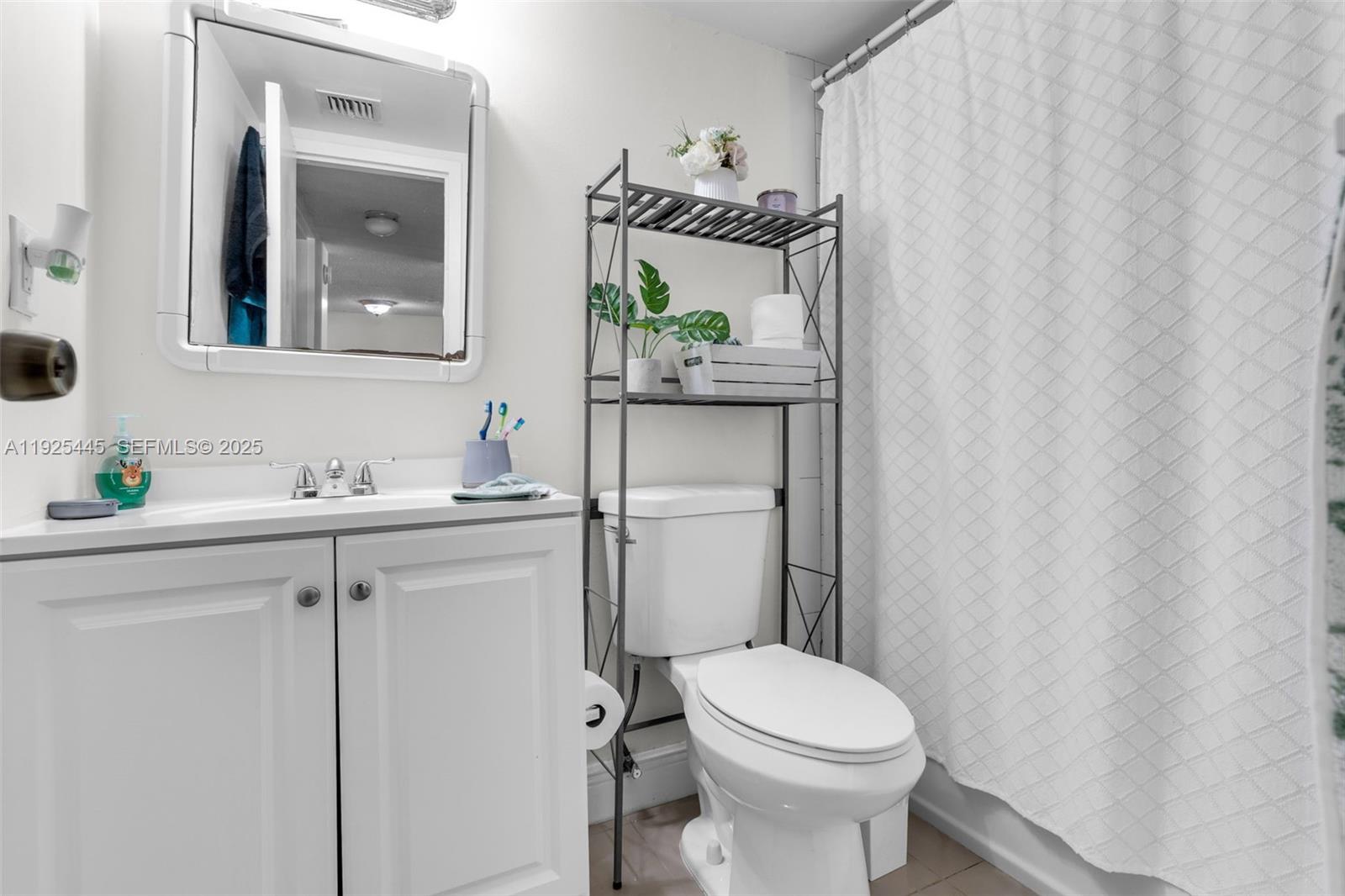 EL CONQUISTADOR NORTH CON - Residential