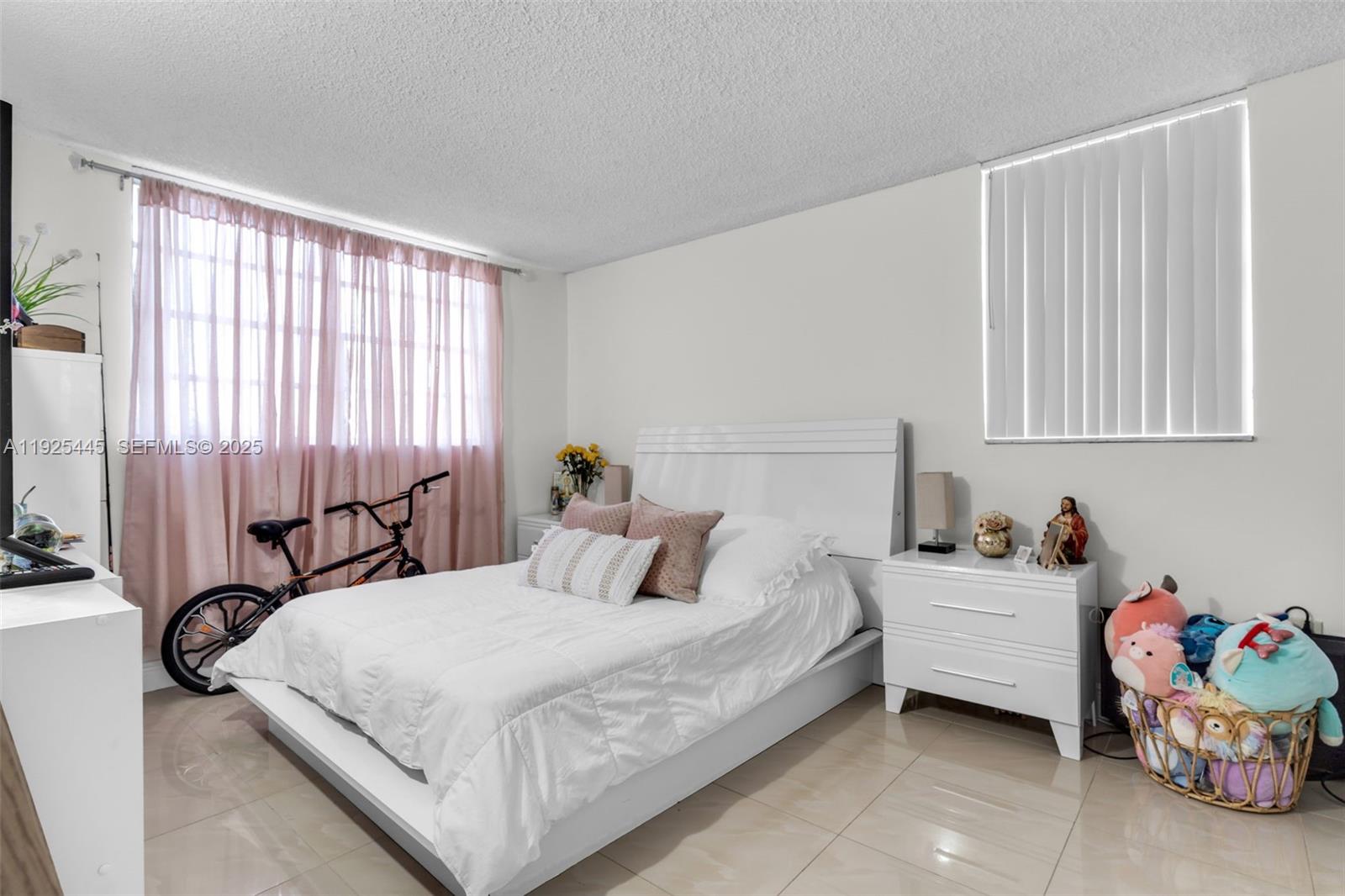 EL CONQUISTADOR NORTH CON - Residential