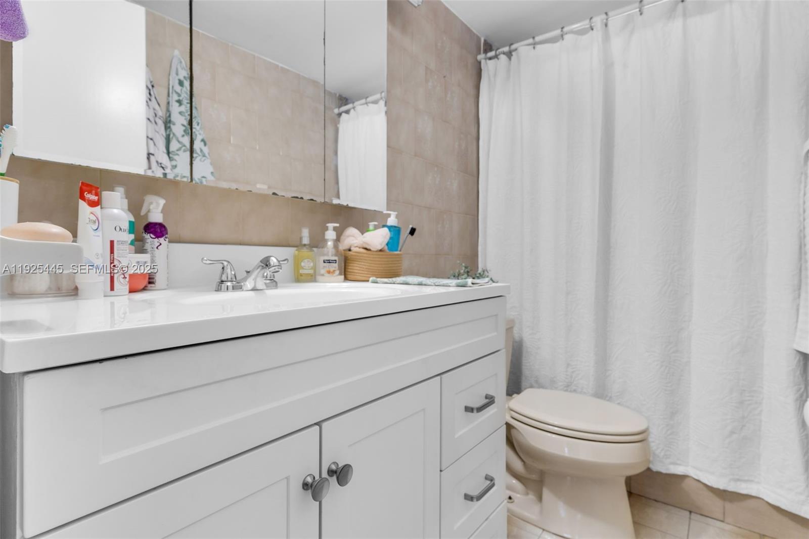 EL CONQUISTADOR NORTH CON - Residential