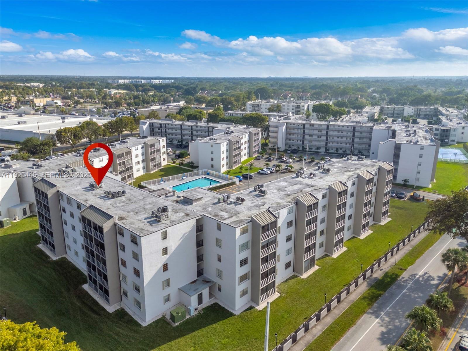 EL CONQUISTADOR NORTH CON - Residential