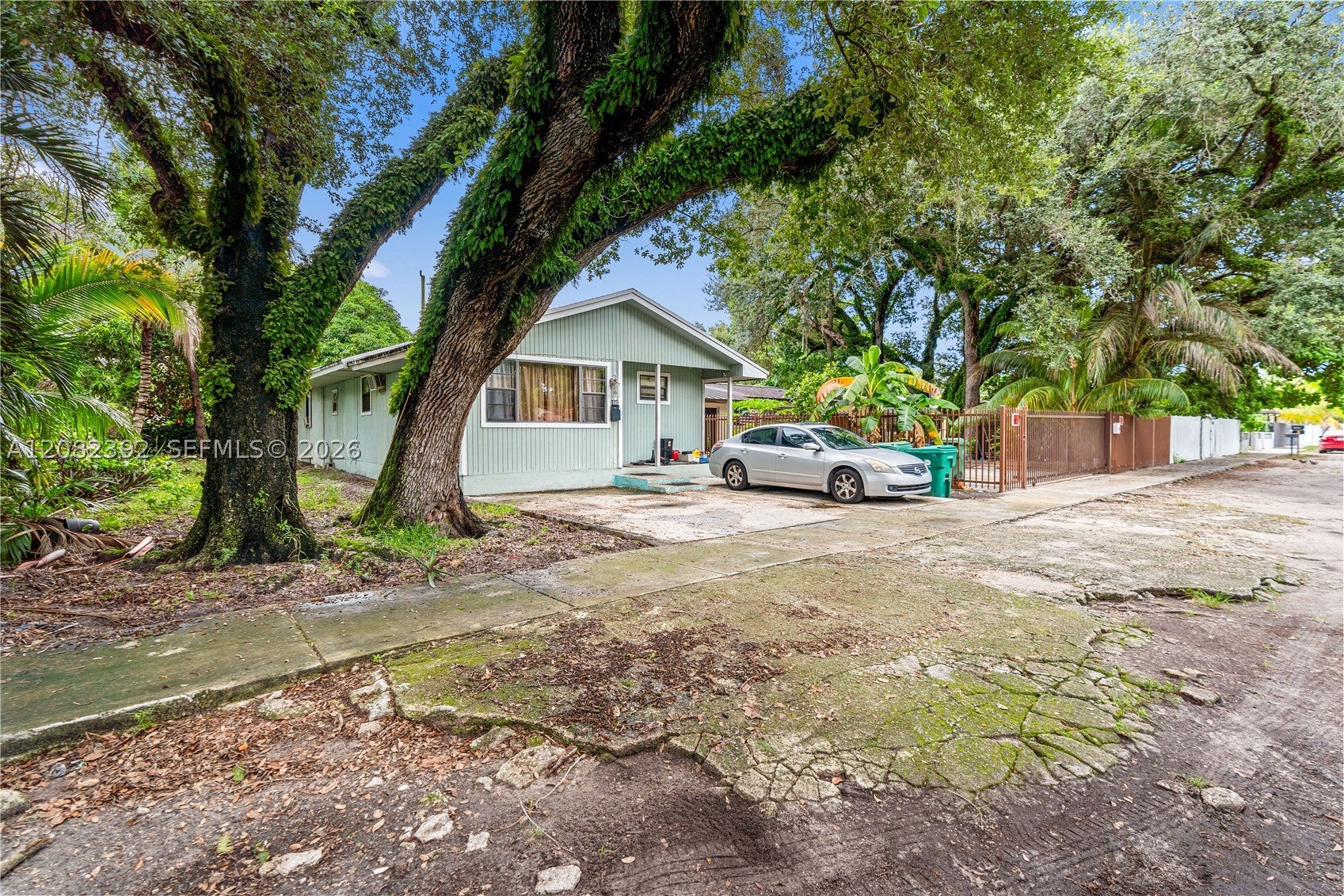 1885 NW 113th Ter, Miami FL 33167