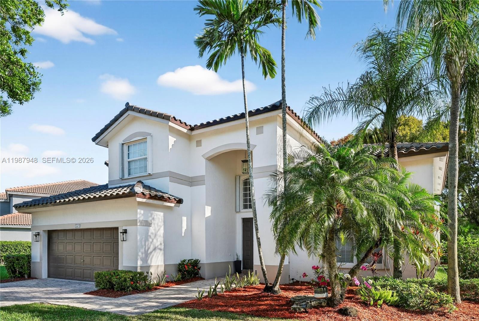 PEMBROKE ISLES 1 - Residential