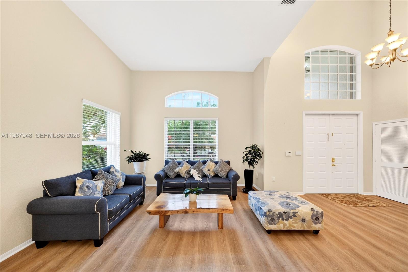 PEMBROKE ISLES 1 - Residential