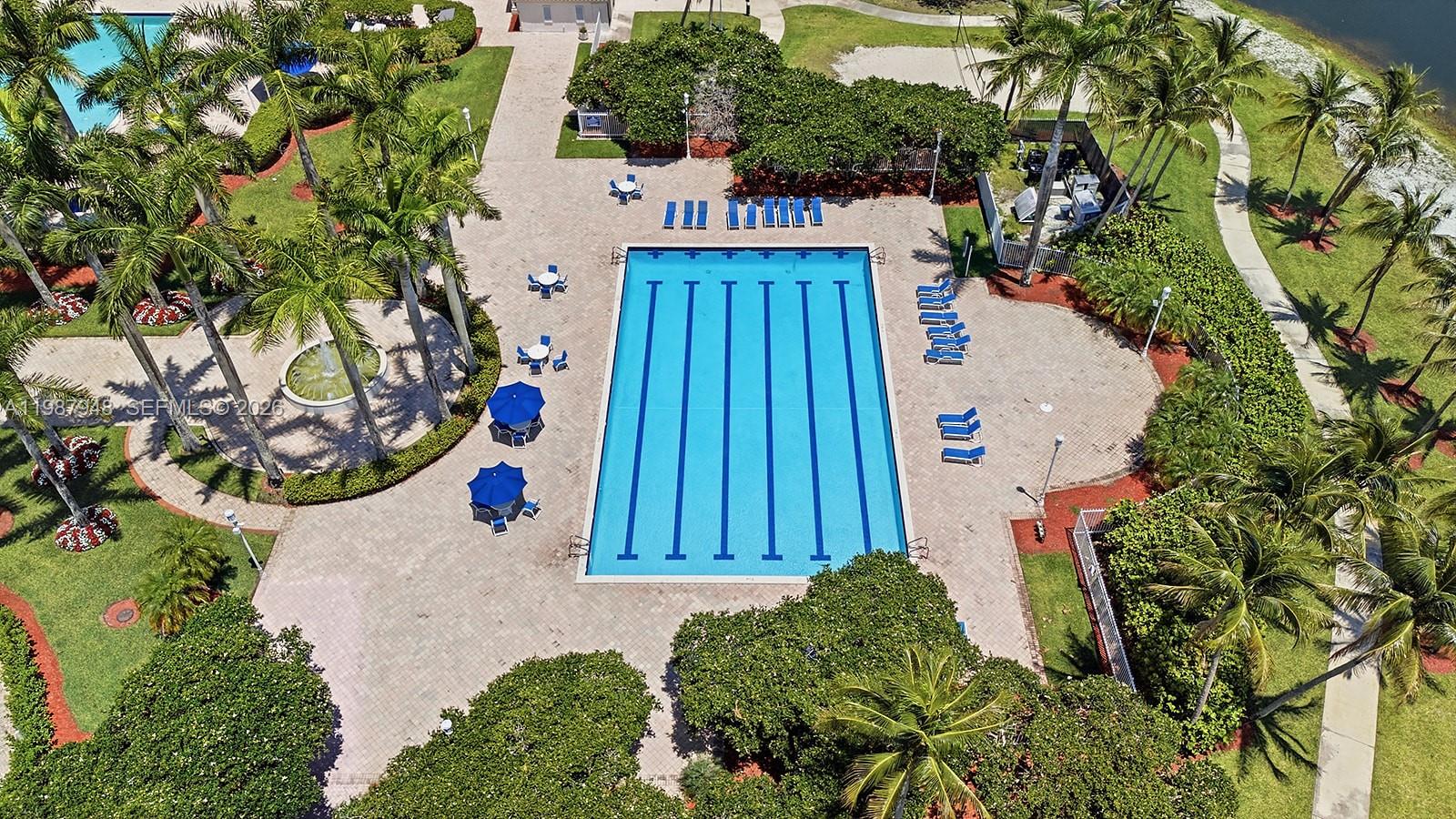 PEMBROKE ISLES 1 - Residential