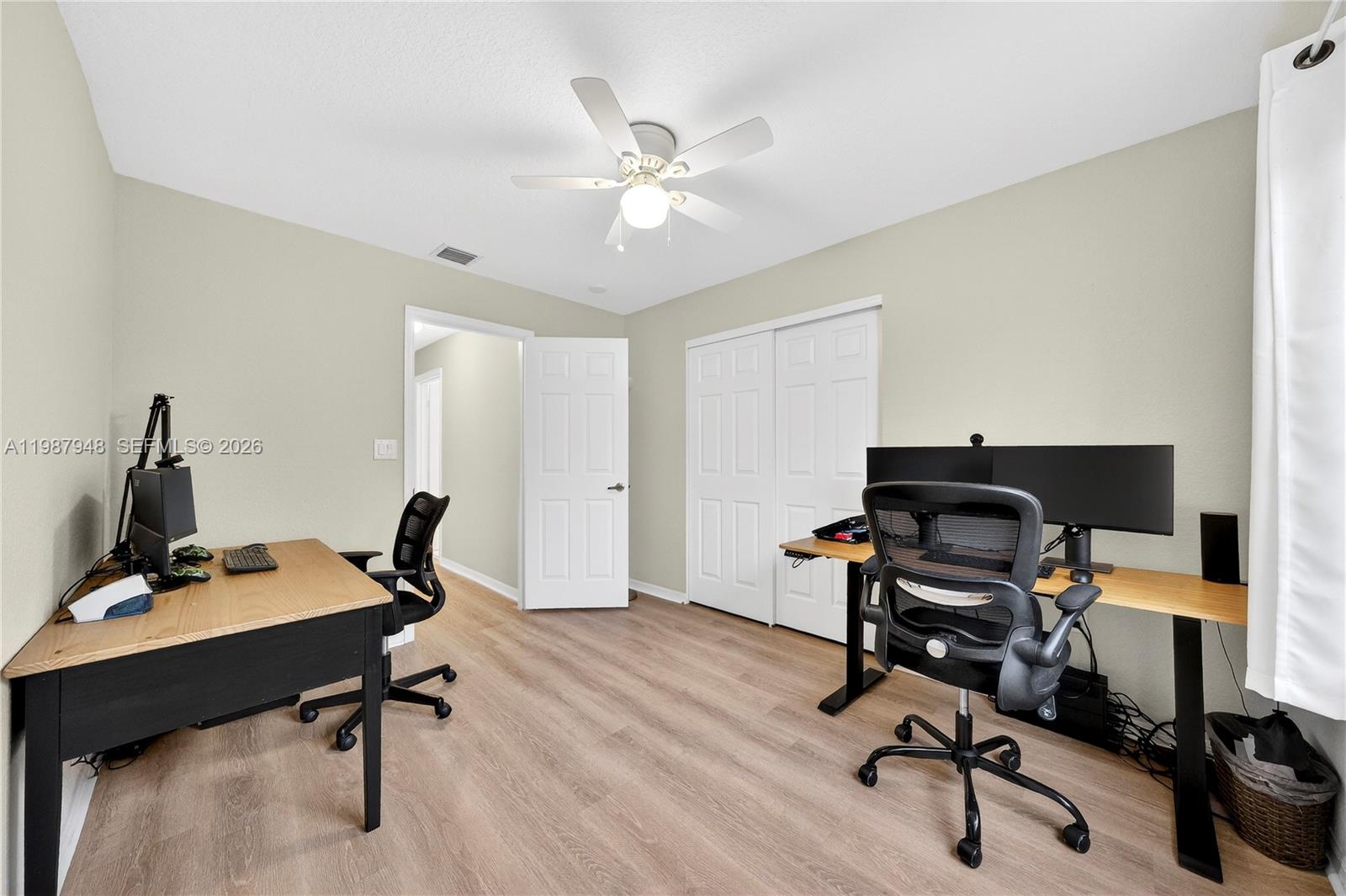 PEMBROKE ISLES 1 - Residential