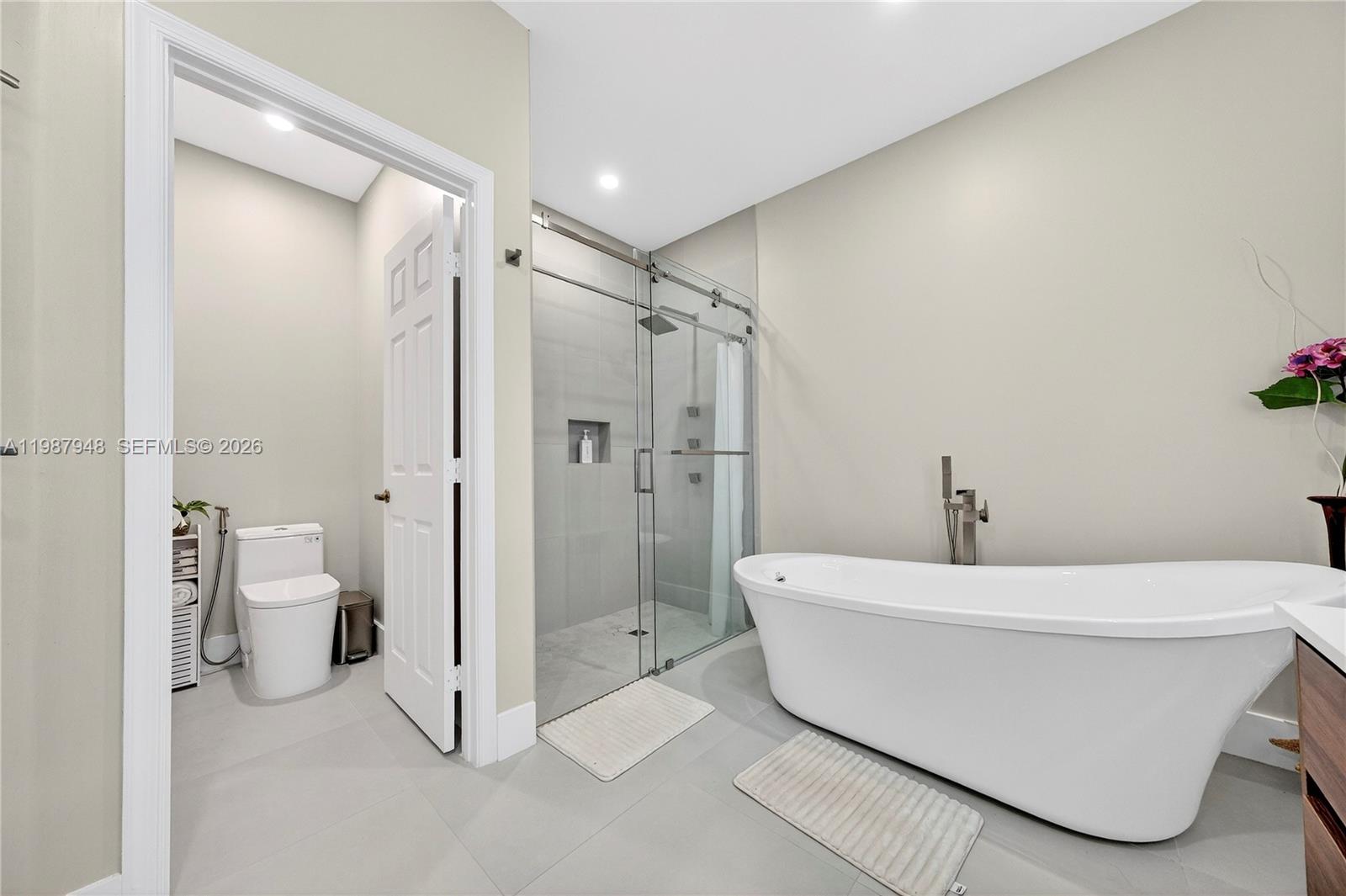 PEMBROKE ISLES 1 - Residential