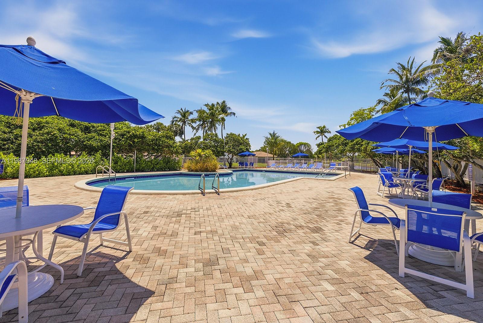 PEMBROKE ISLES 1 - Residential