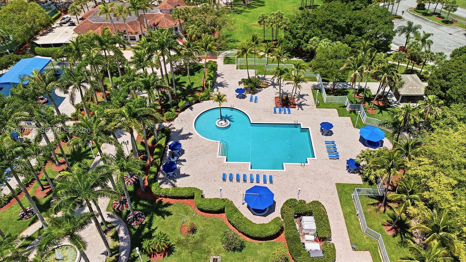 PEMBROKE ISLES 1 - Residential