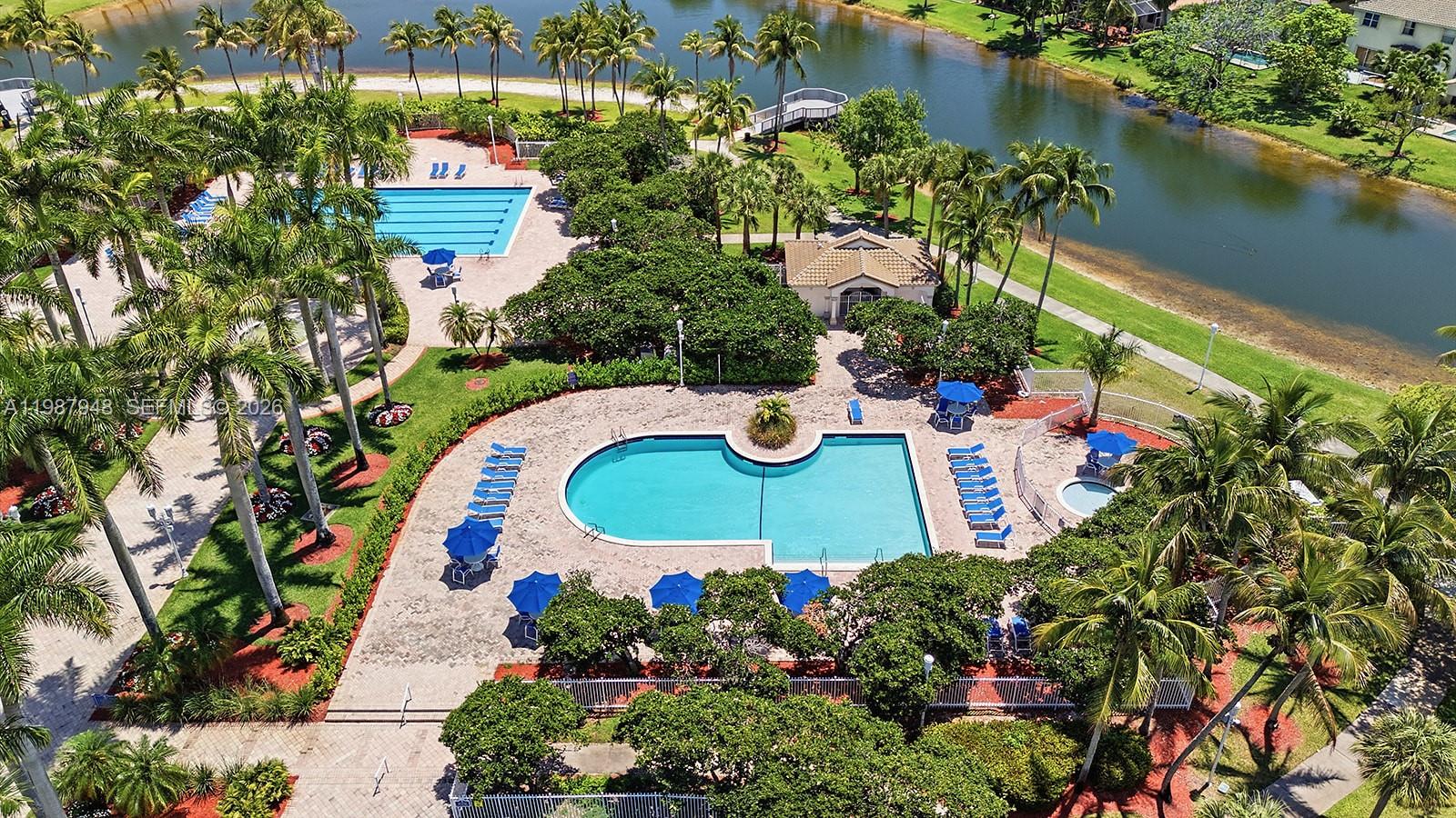 PEMBROKE ISLES 1 - Residential