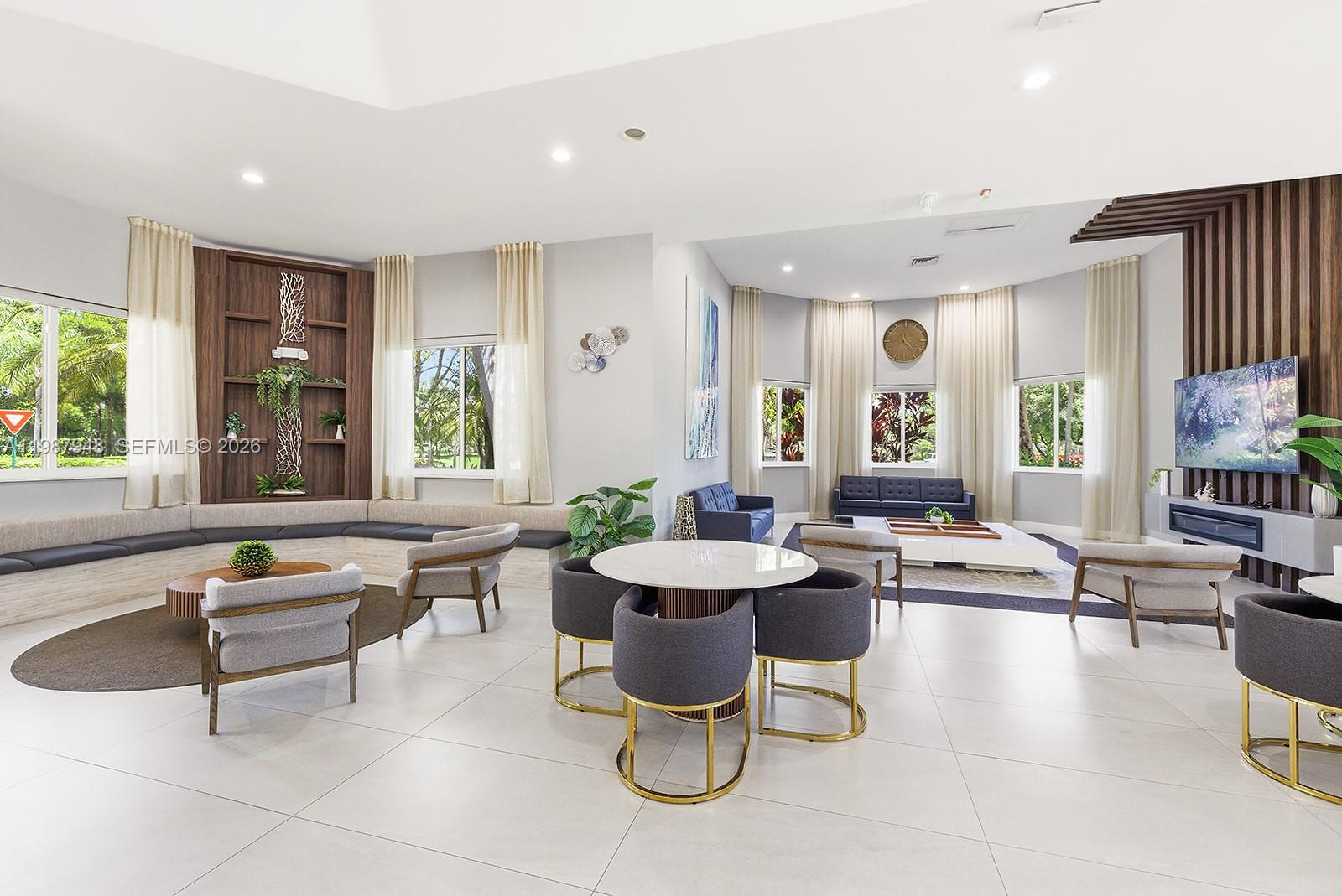 PEMBROKE ISLES 1 - Residential