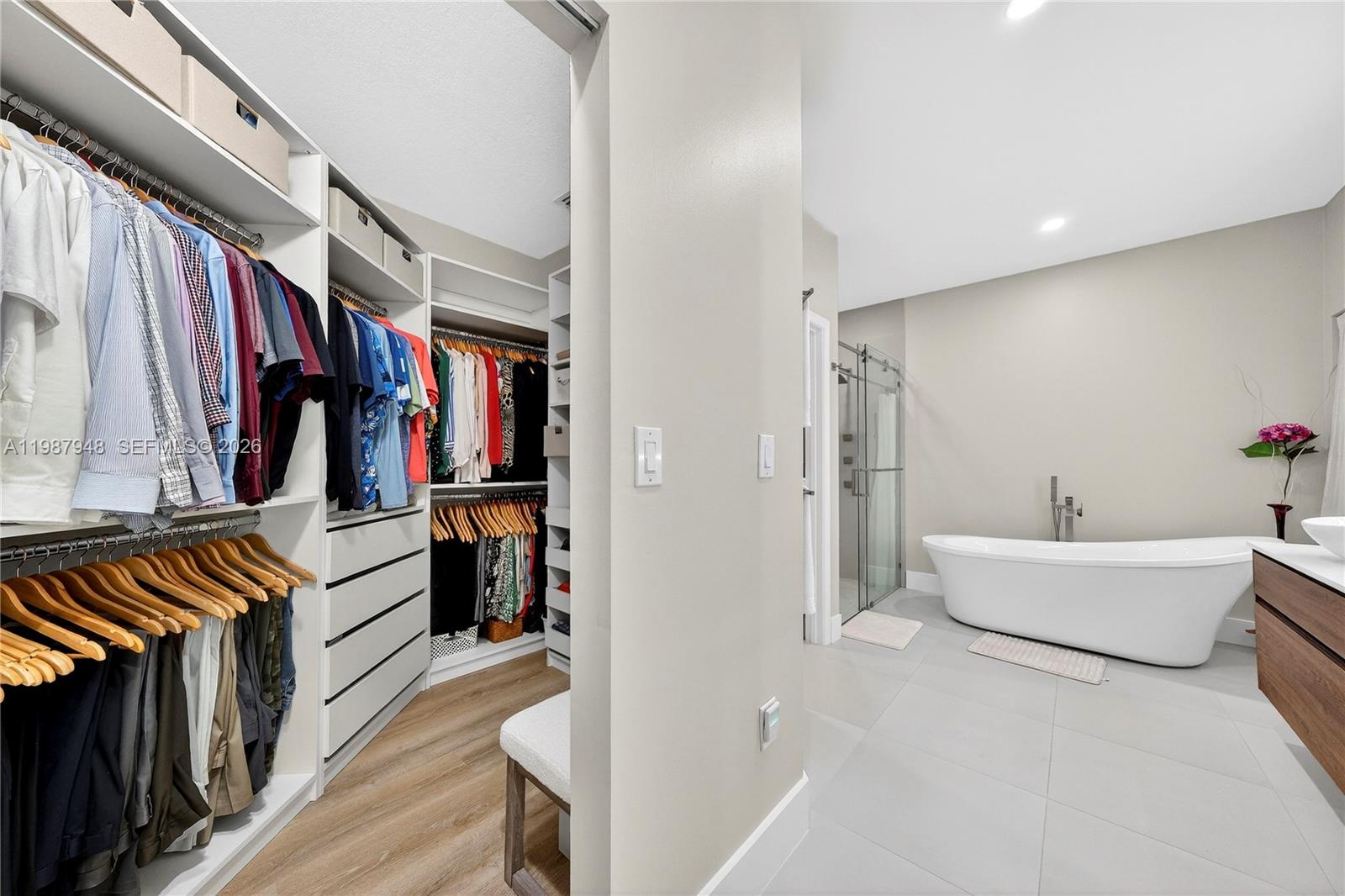 PEMBROKE ISLES 1 - Residential