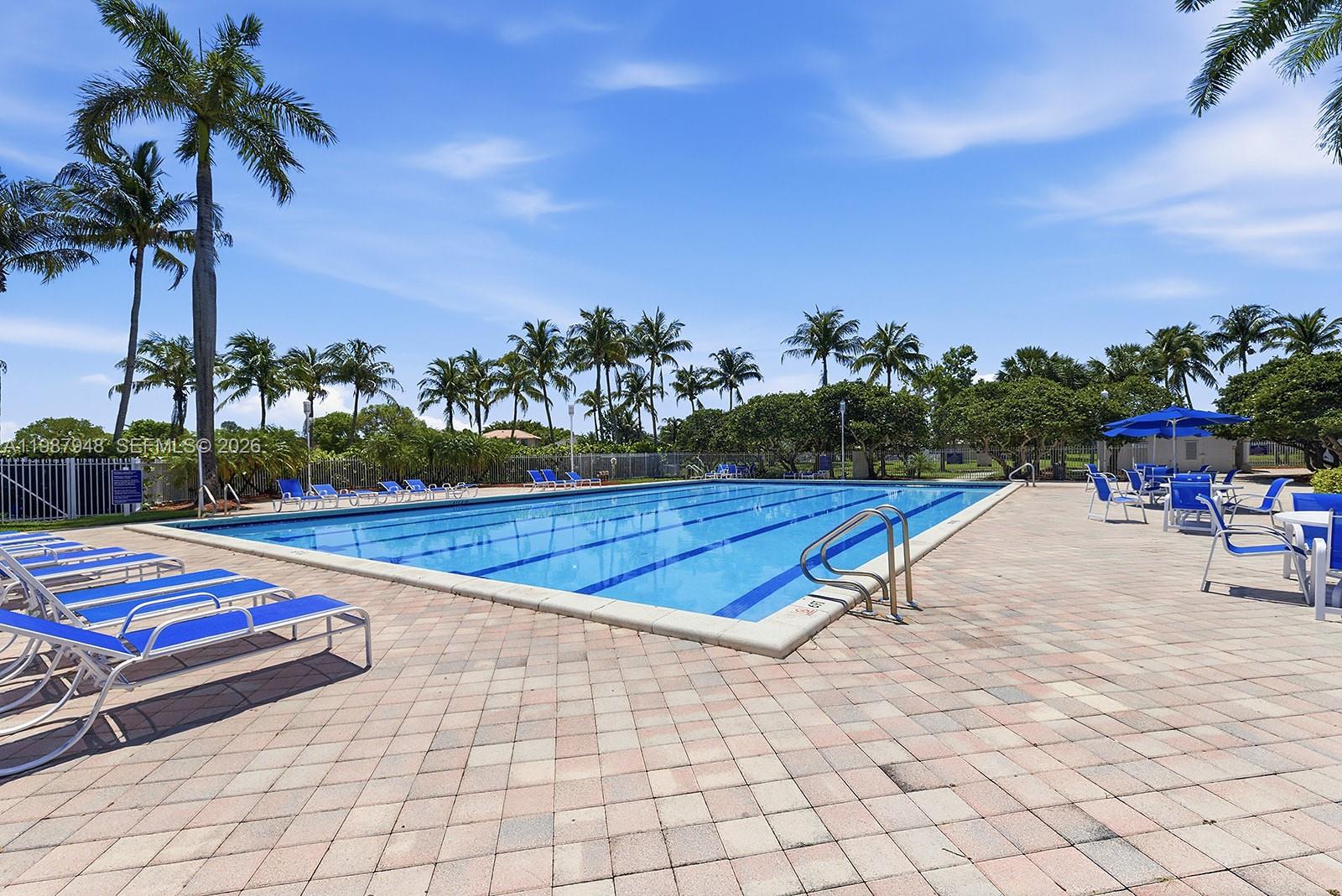 PEMBROKE ISLES 1 - Residential