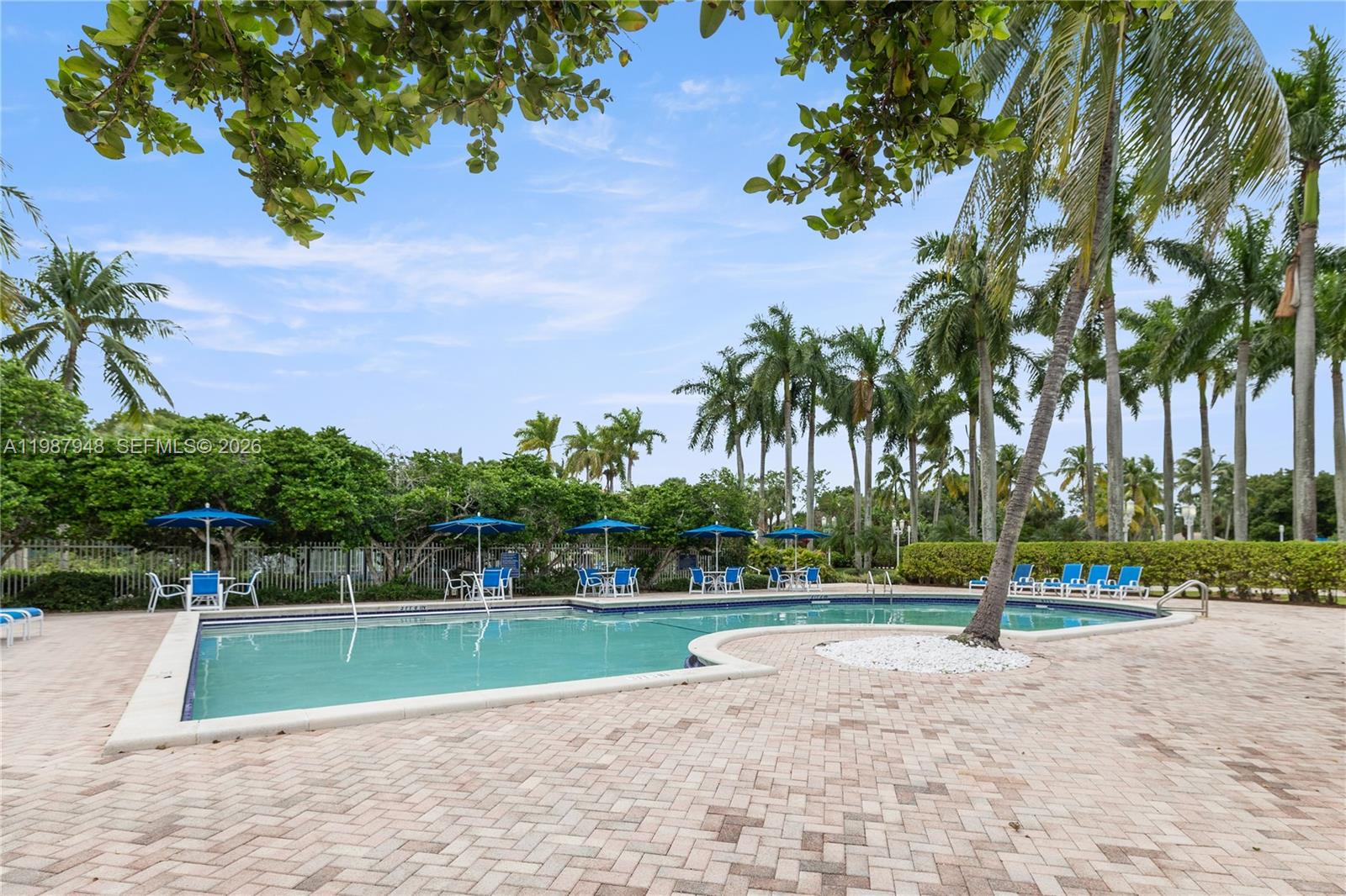 PEMBROKE ISLES 1 - Residential