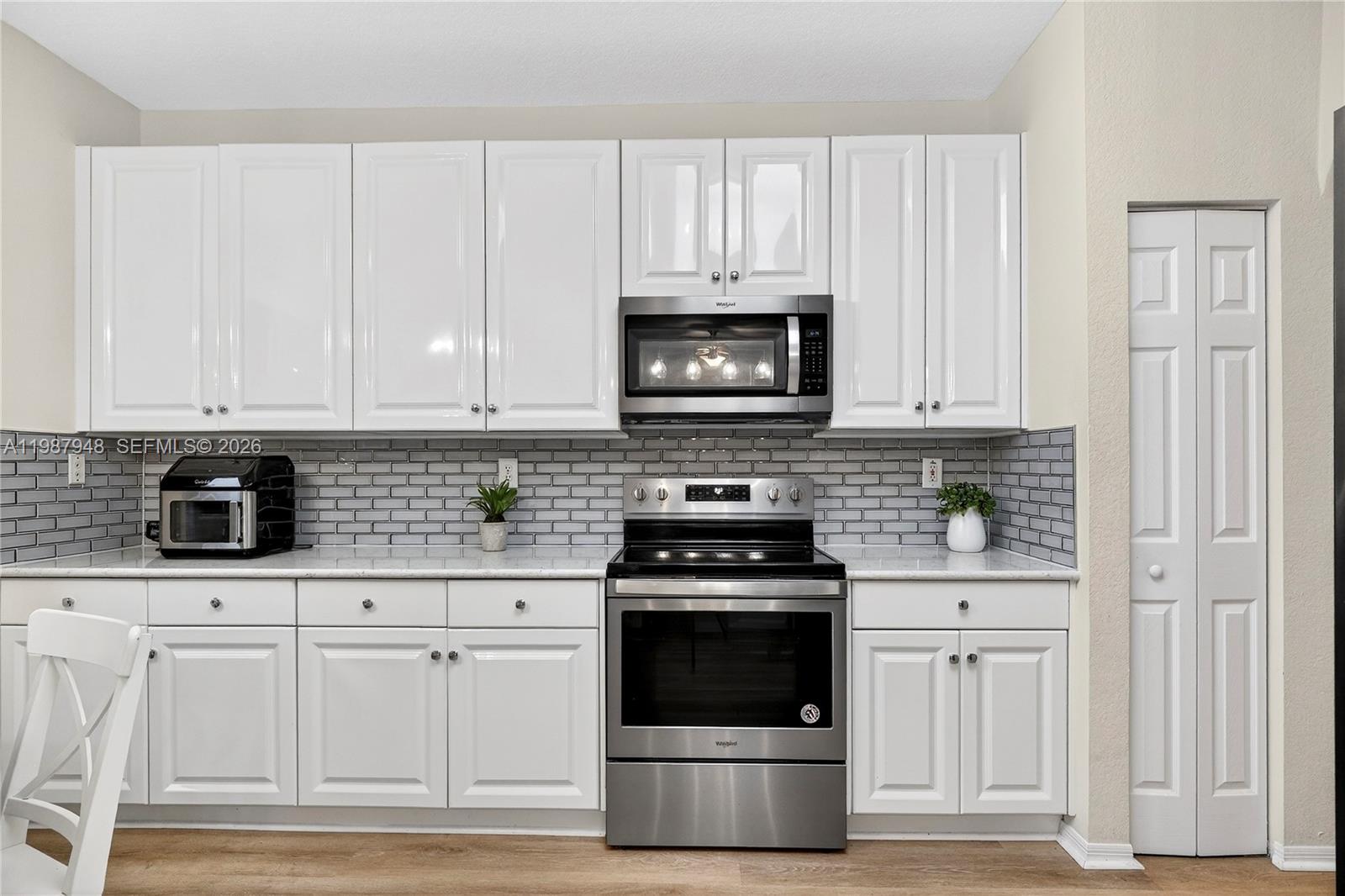 PEMBROKE ISLES 1 - Residential