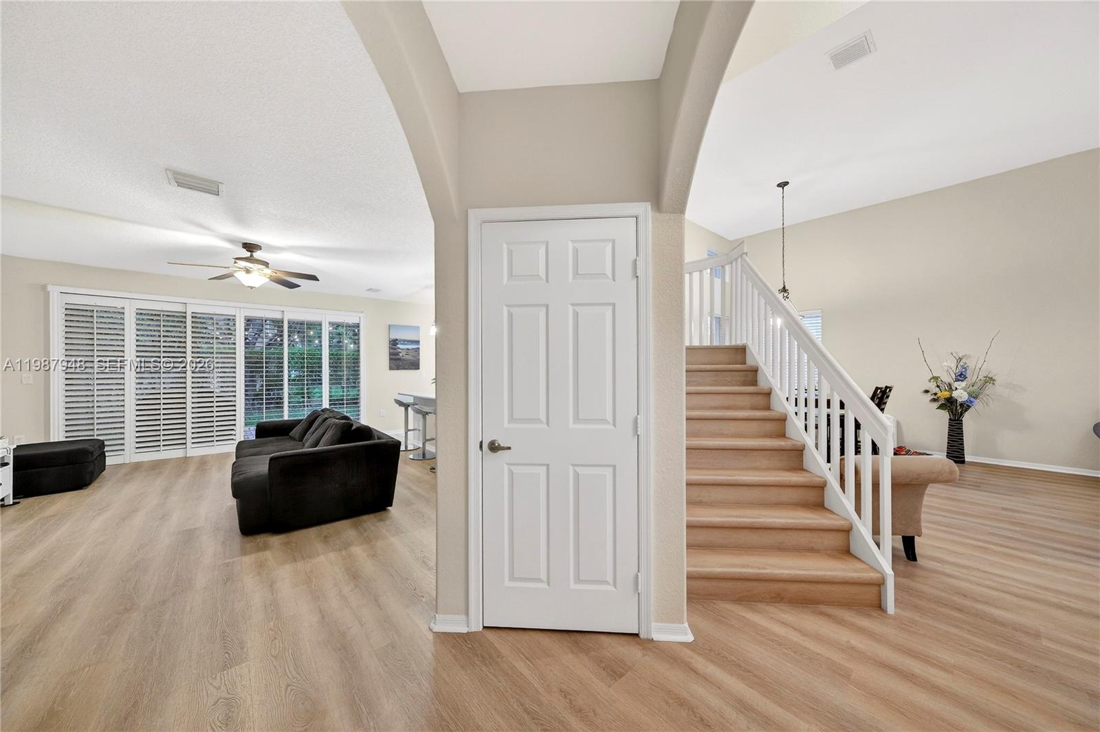 PEMBROKE ISLES 1 - Residential