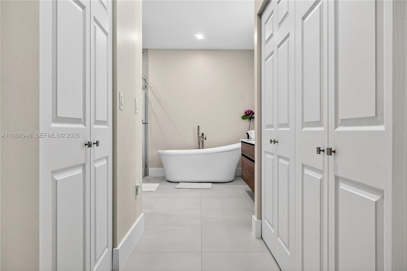 PEMBROKE ISLES 1 - Residential