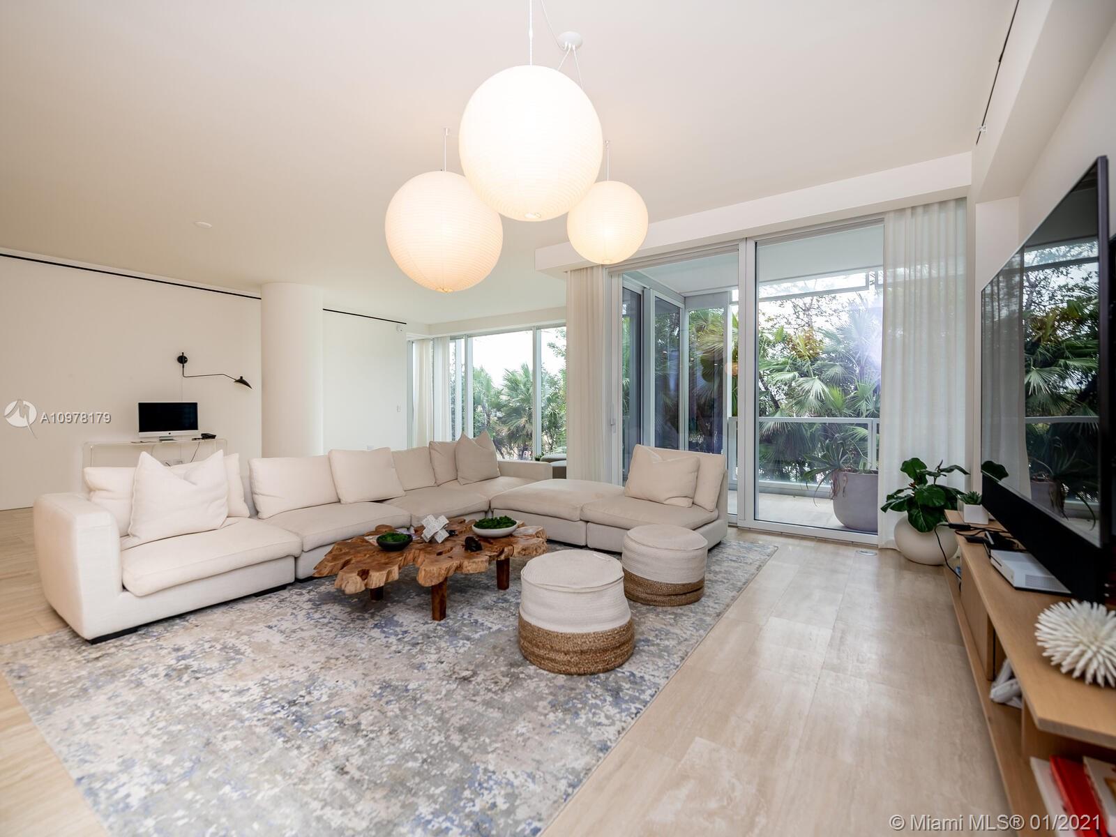 SURF CLUB CONDO - Residential