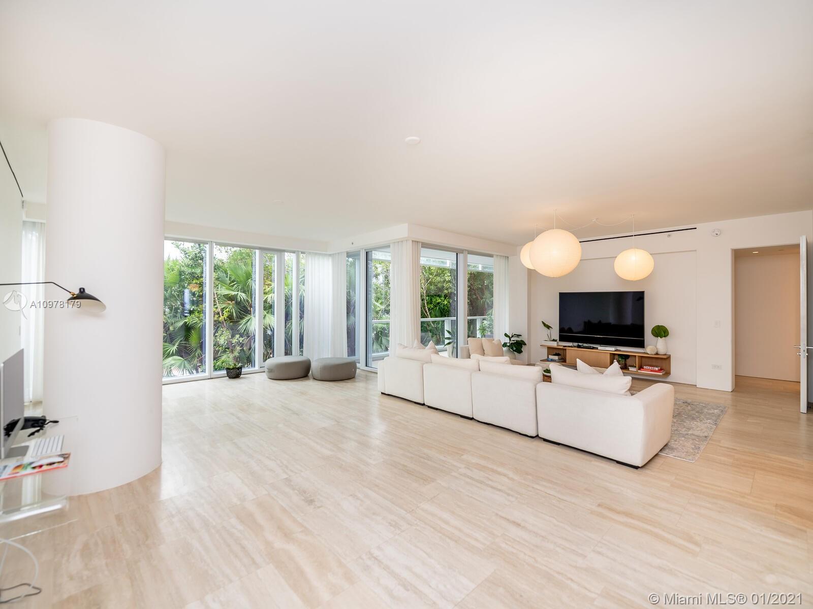 SURF CLUB CONDO - Residential