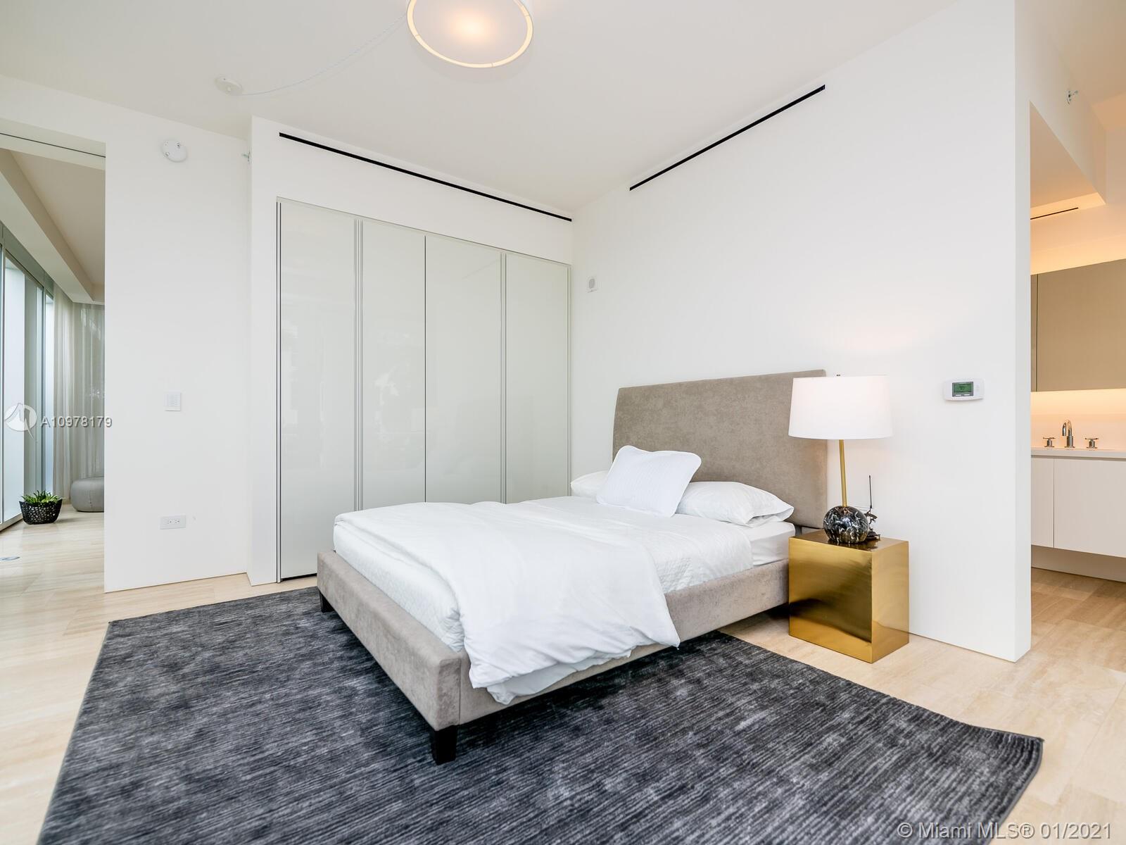 SURF CLUB CONDO - Residential