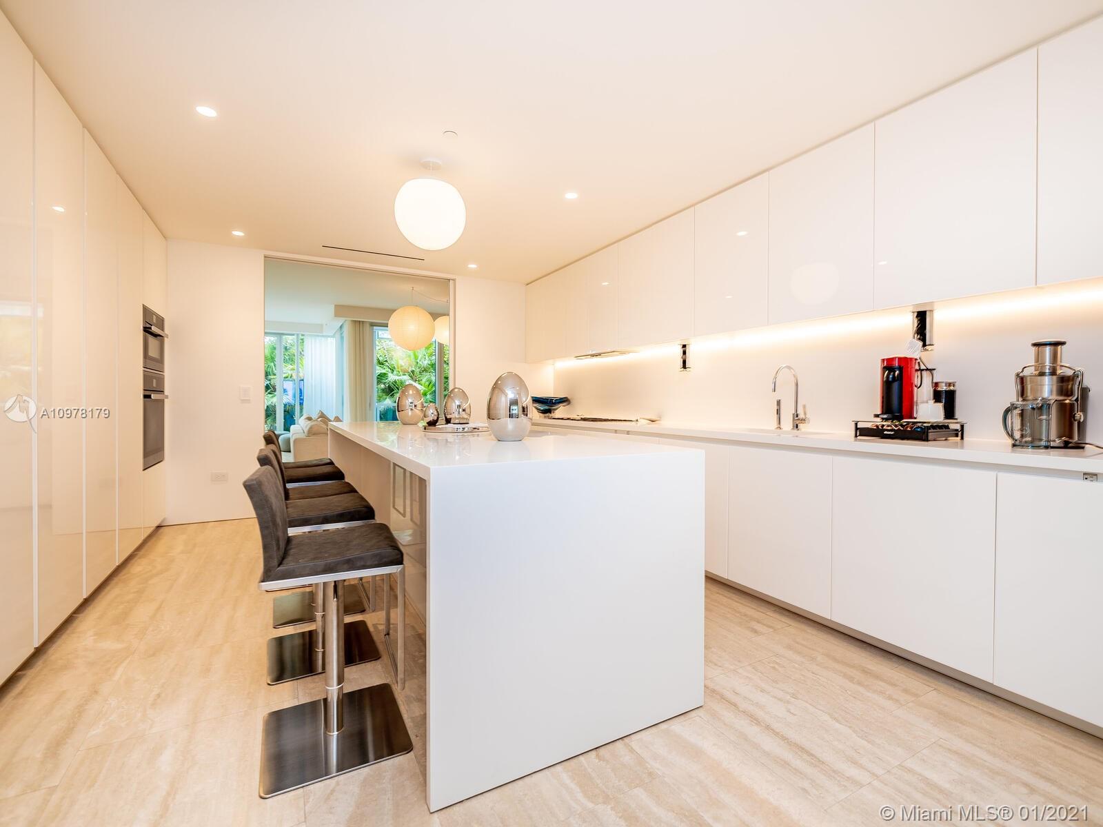 SURF CLUB CONDO - Residential