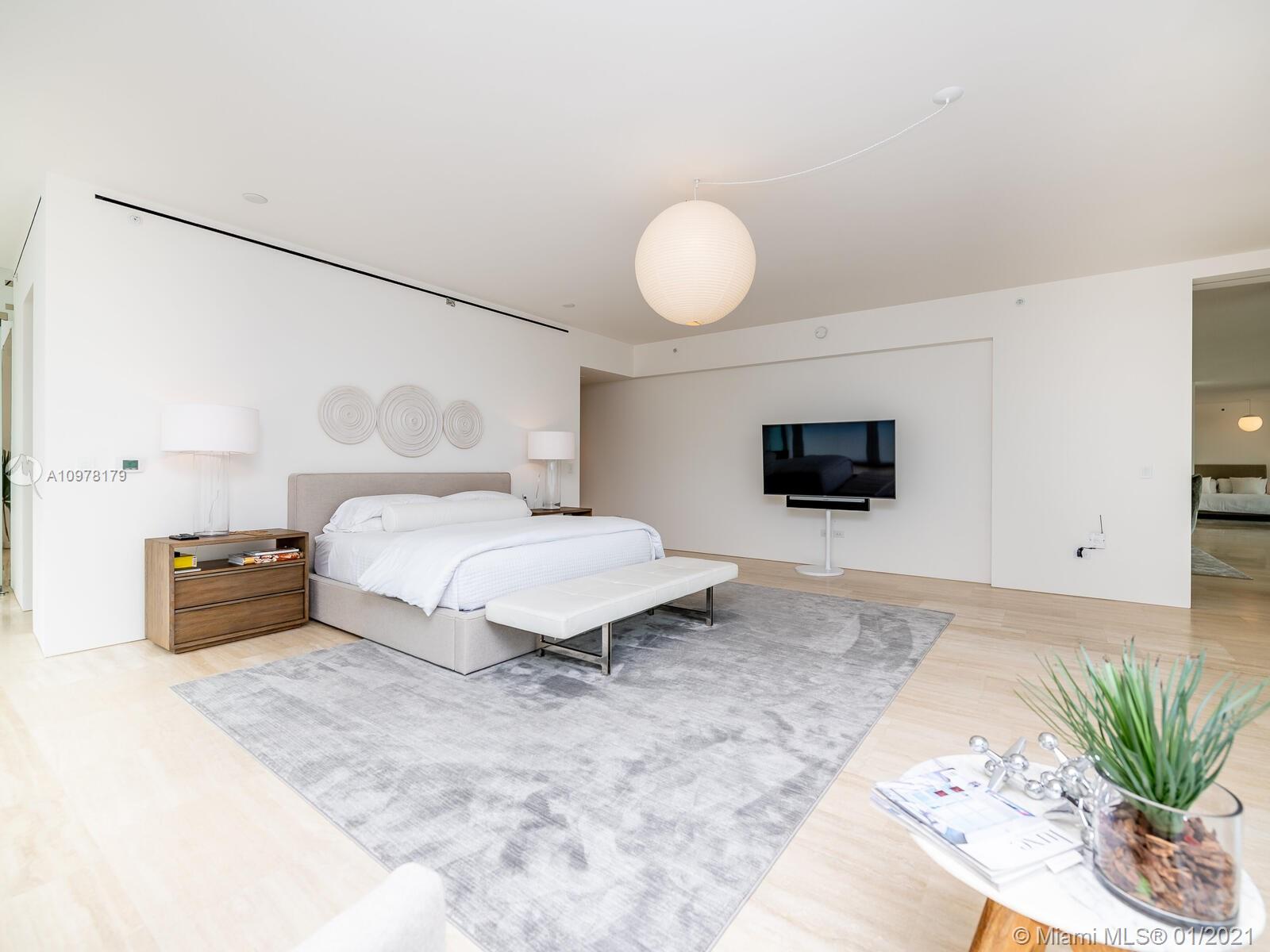 SURF CLUB CONDO - Residential