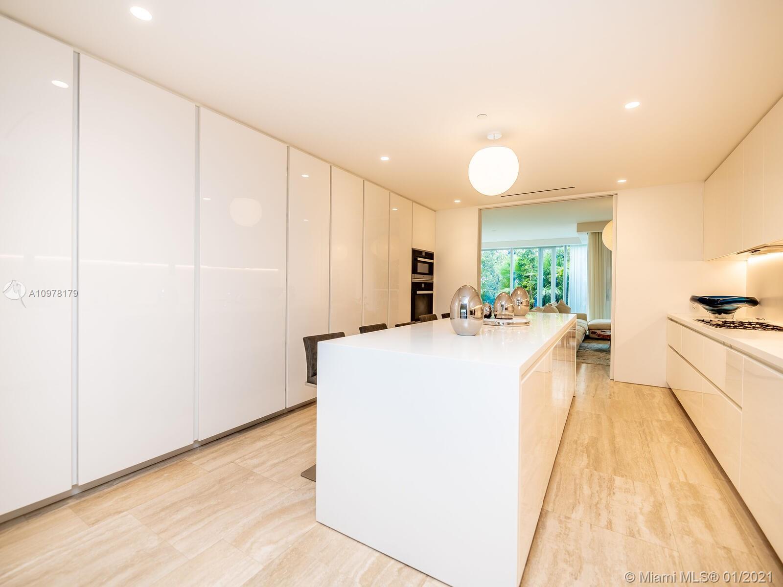 SURF CLUB CONDO - Residential