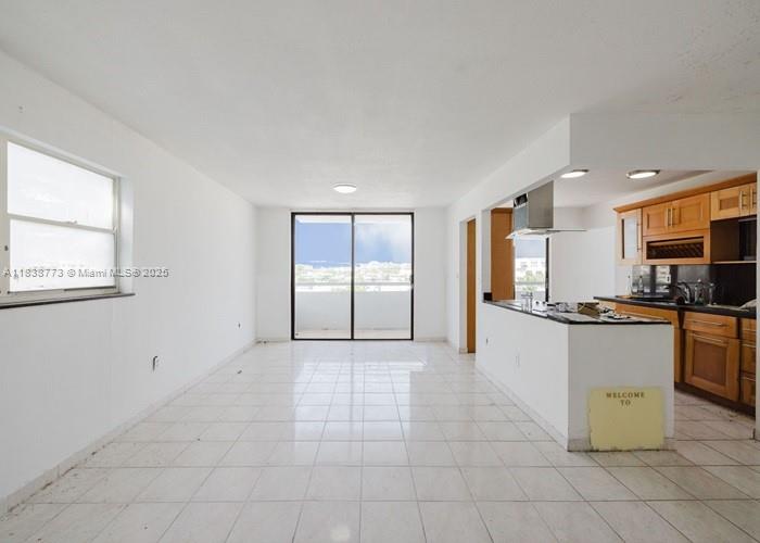 PARKVIEW PLAZA CONDO - Residential