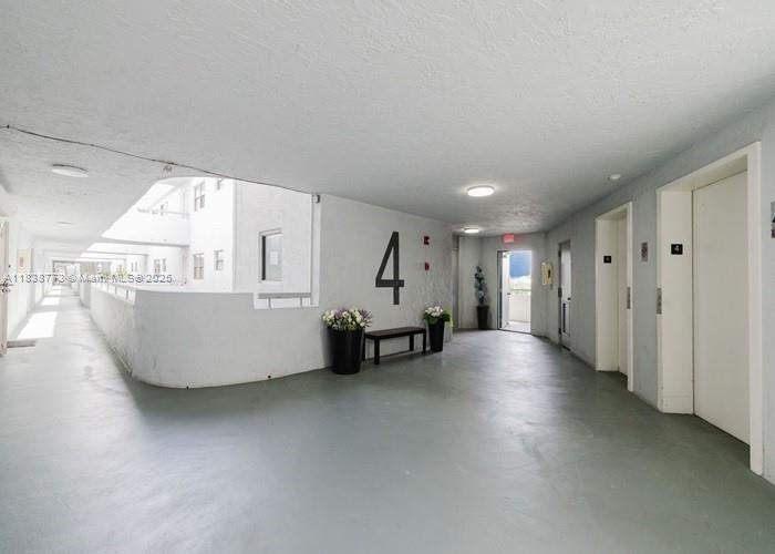 PARKVIEW PLAZA CONDO - Residential