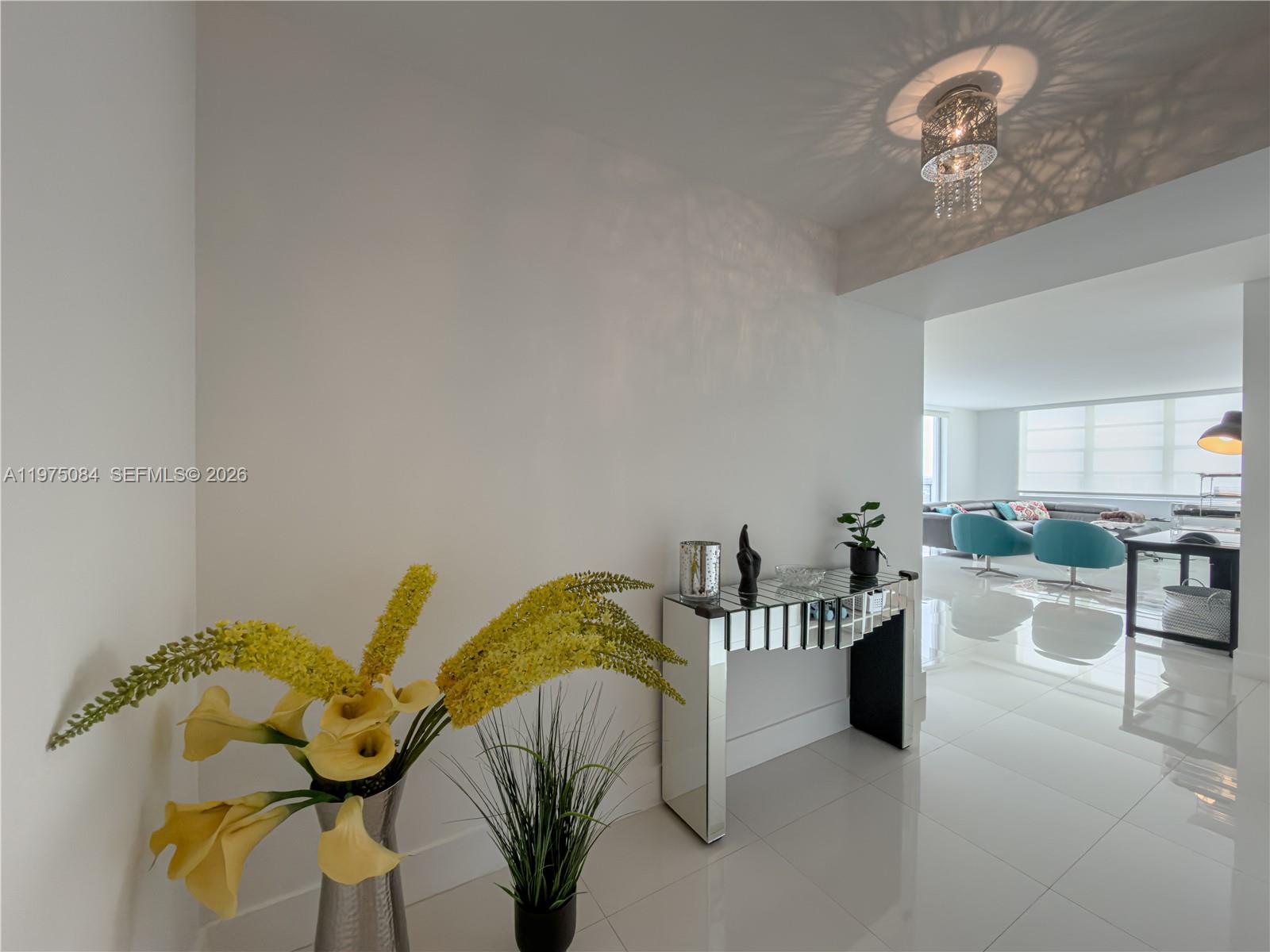 COMMODORE PLAZA CONDO - Residential