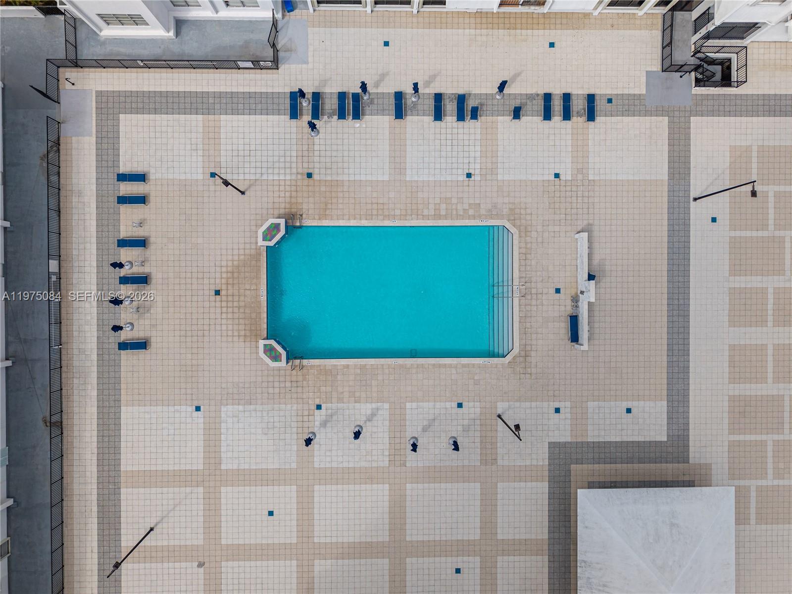 COMMODORE PLAZA CONDO - Residential