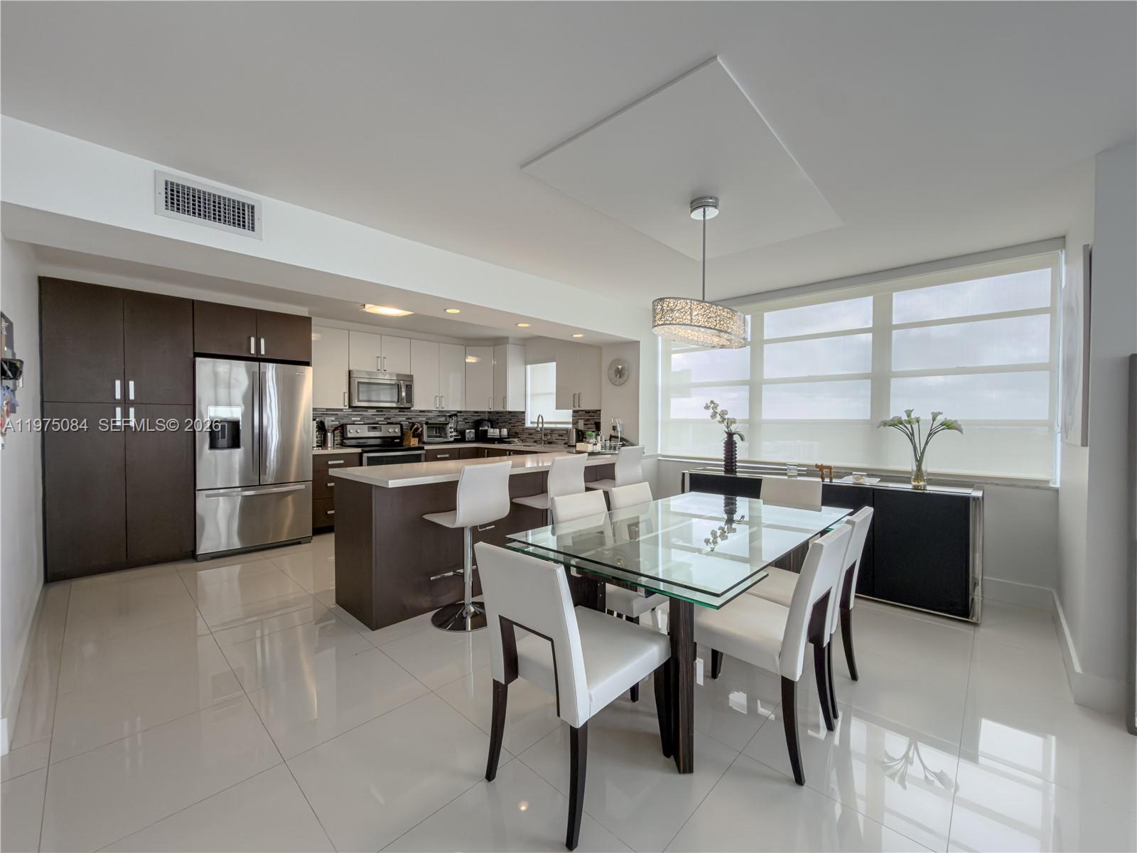 COMMODORE PLAZA CONDO - Residential