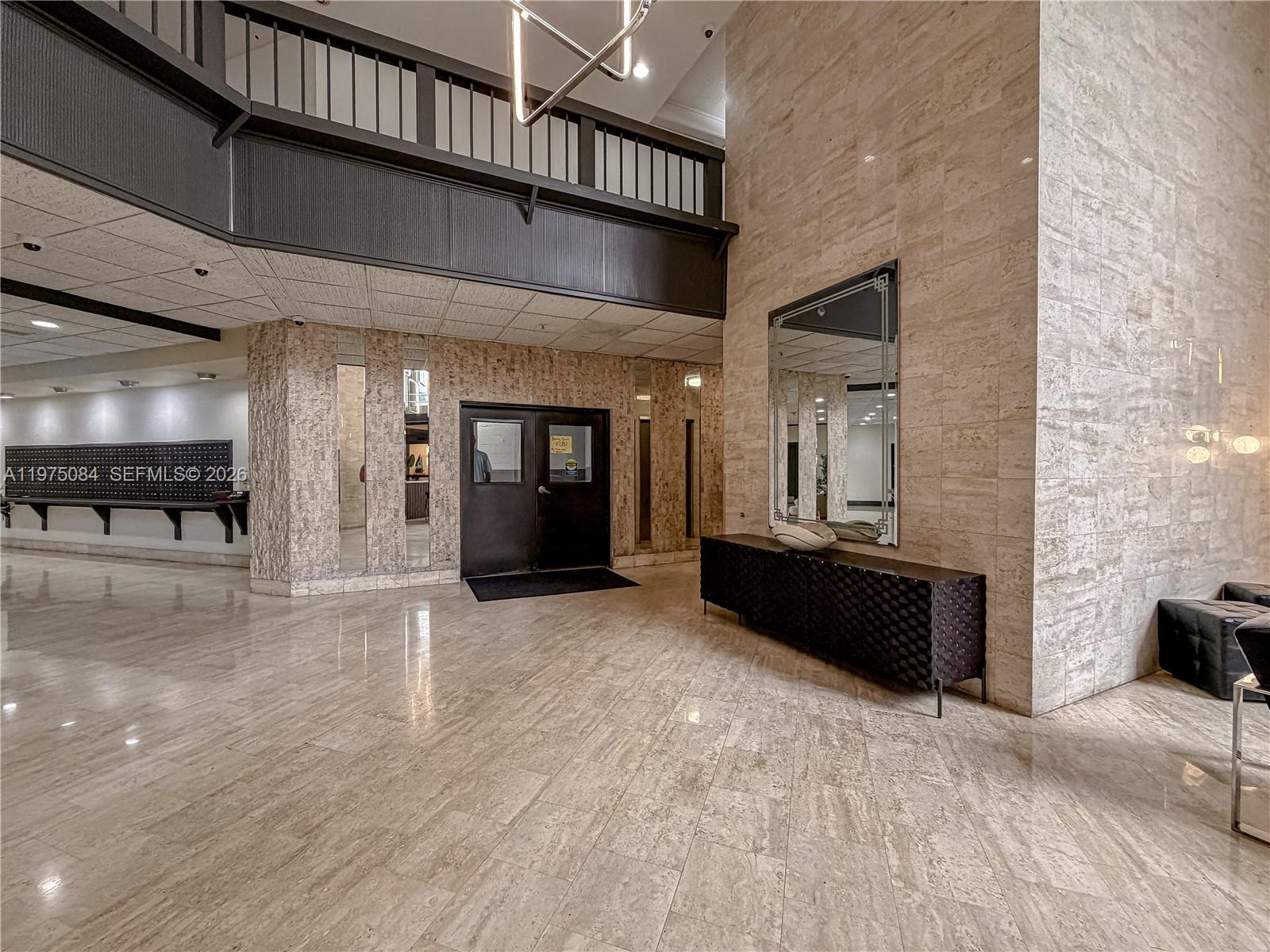 COMMODORE PLAZA CONDO - Residential