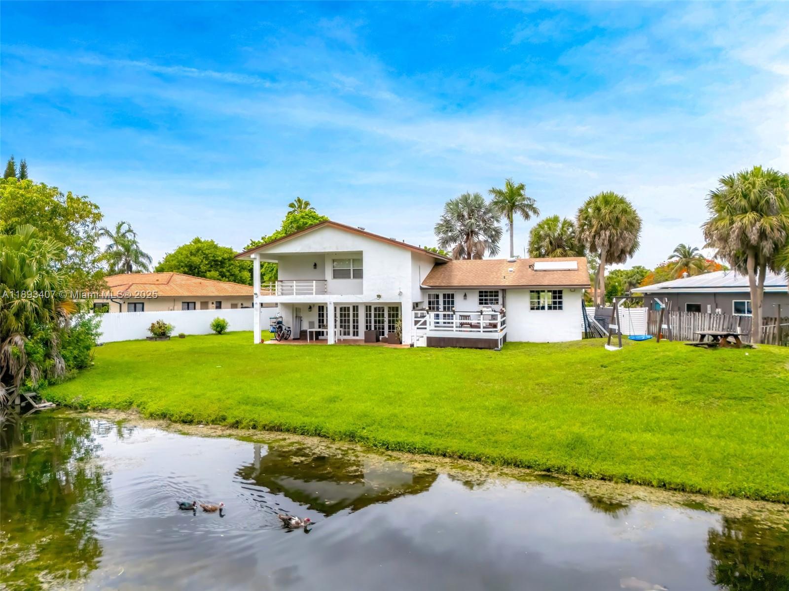 BONAVENTURE LAKES - Residential Lease