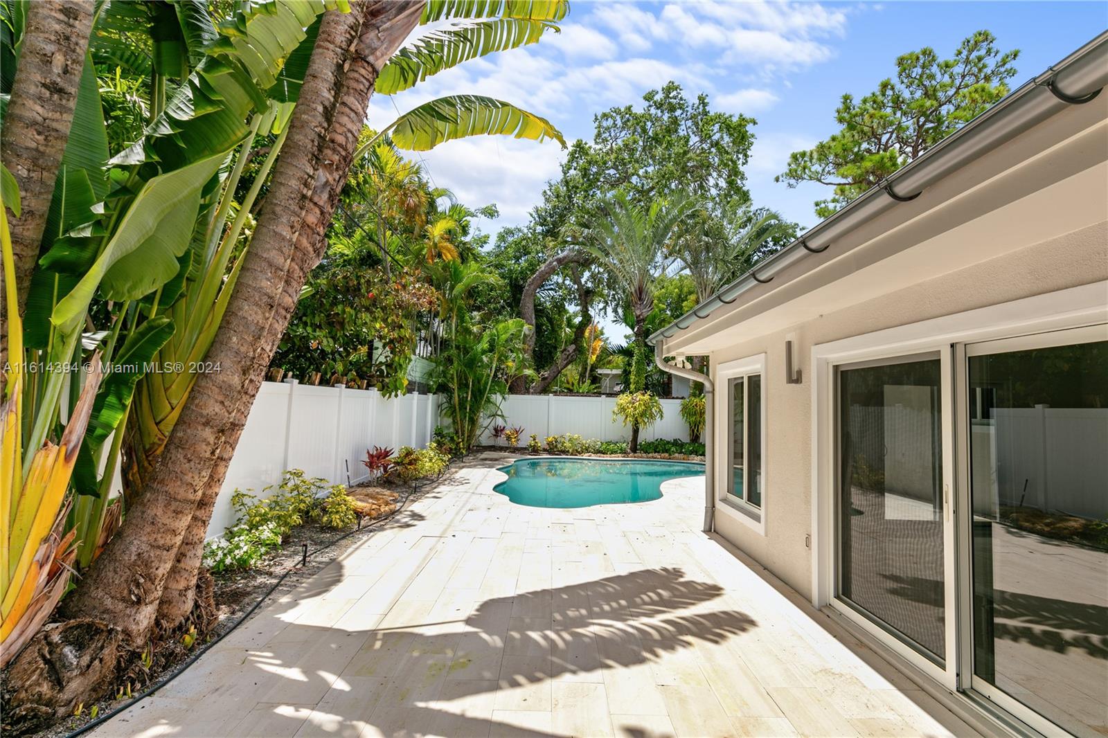 BAY HEIGHTS - Residential