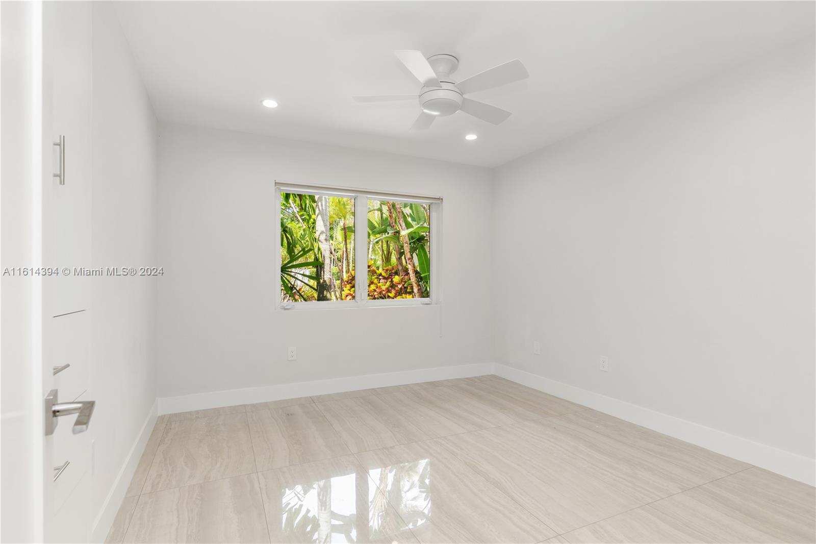 BAY HEIGHTS - Residential