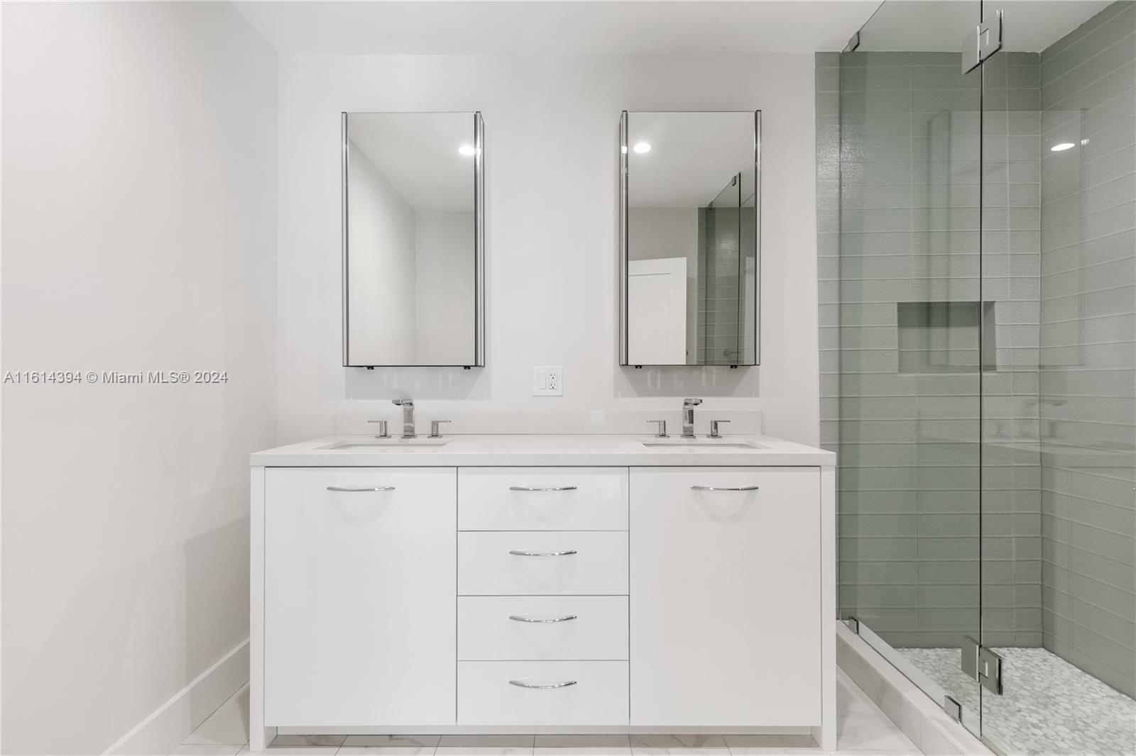 BAY HEIGHTS - Residential