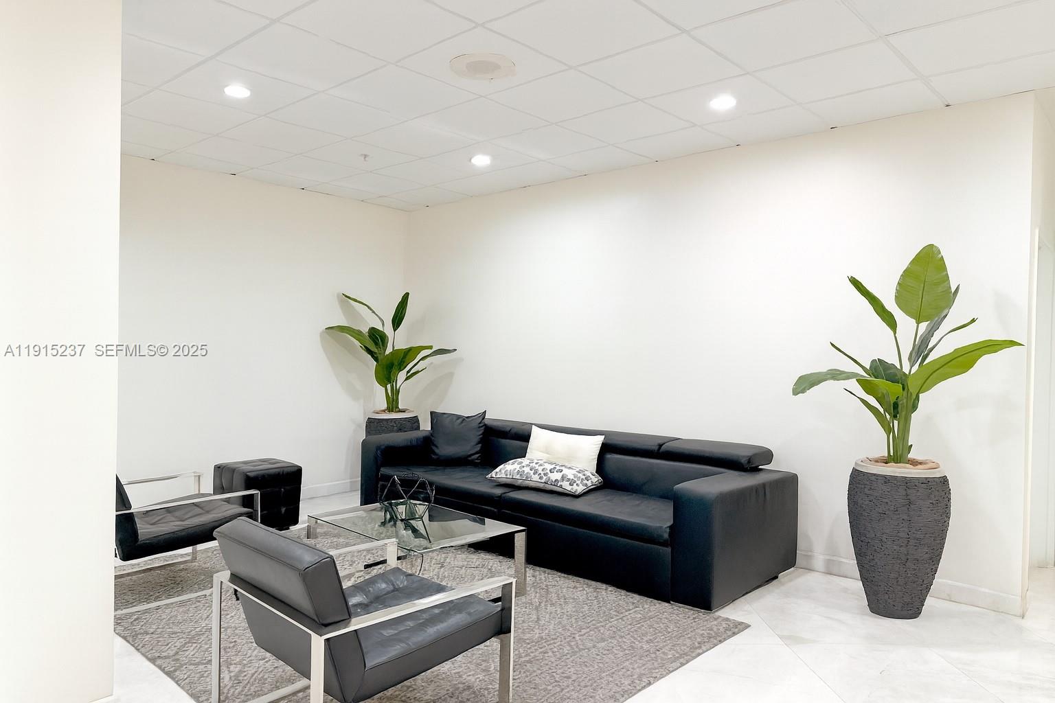 COMMODORE PLAZA CONDO - Residential Lease