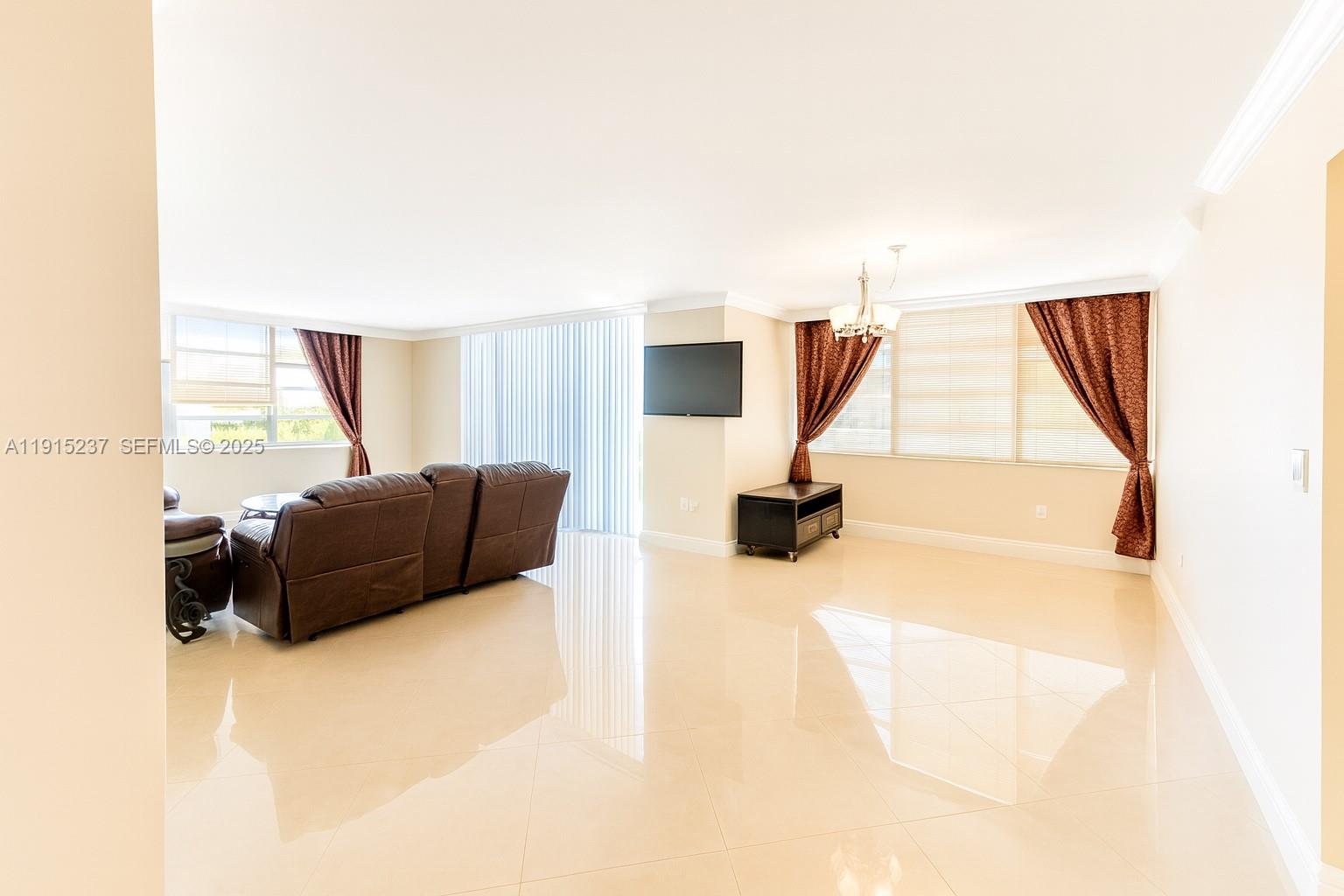 COMMODORE PLAZA CONDO - Residential Lease