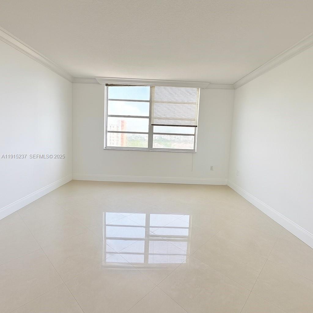 COMMODORE PLAZA CONDO - Residential Lease