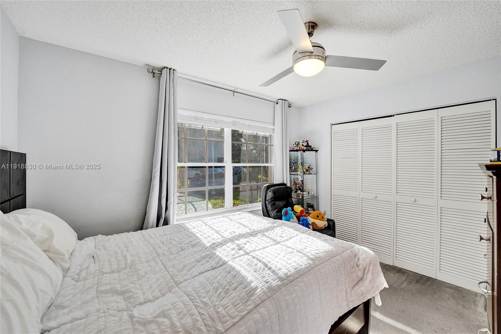 COUNTRY ISLES COVE - Residential