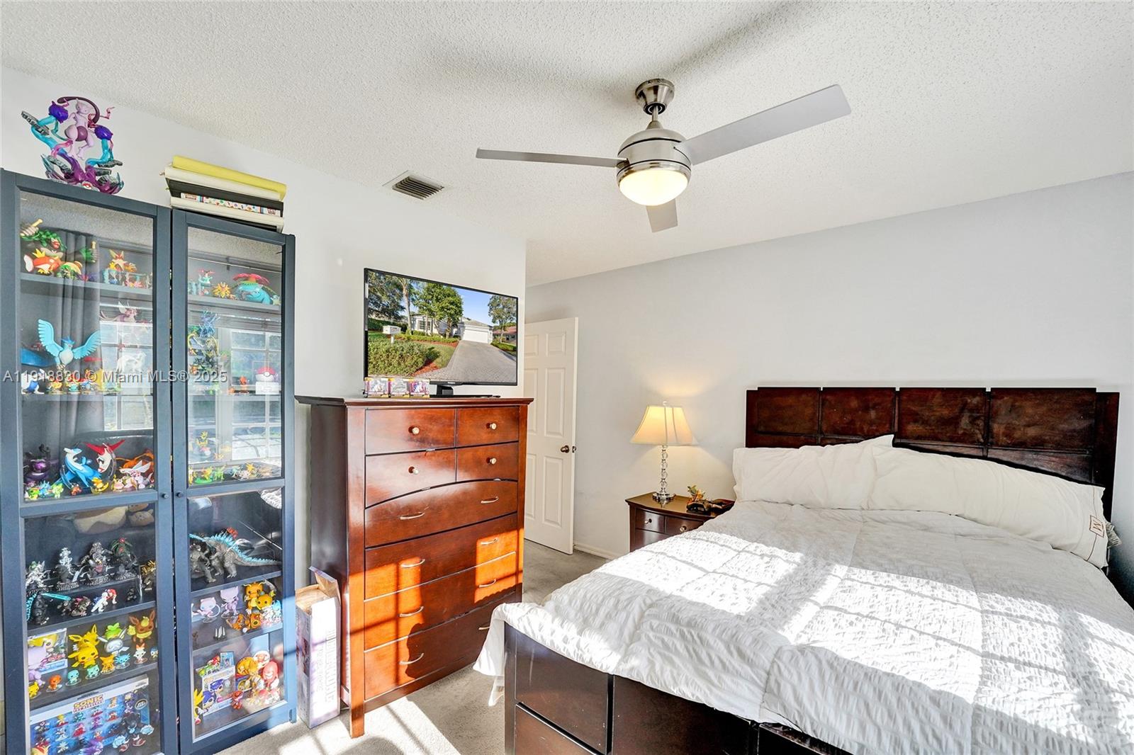 COUNTRY ISLES COVE - Residential