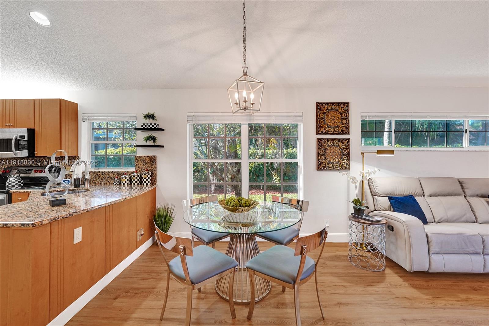 COUNTRY ISLES COVE - Residential