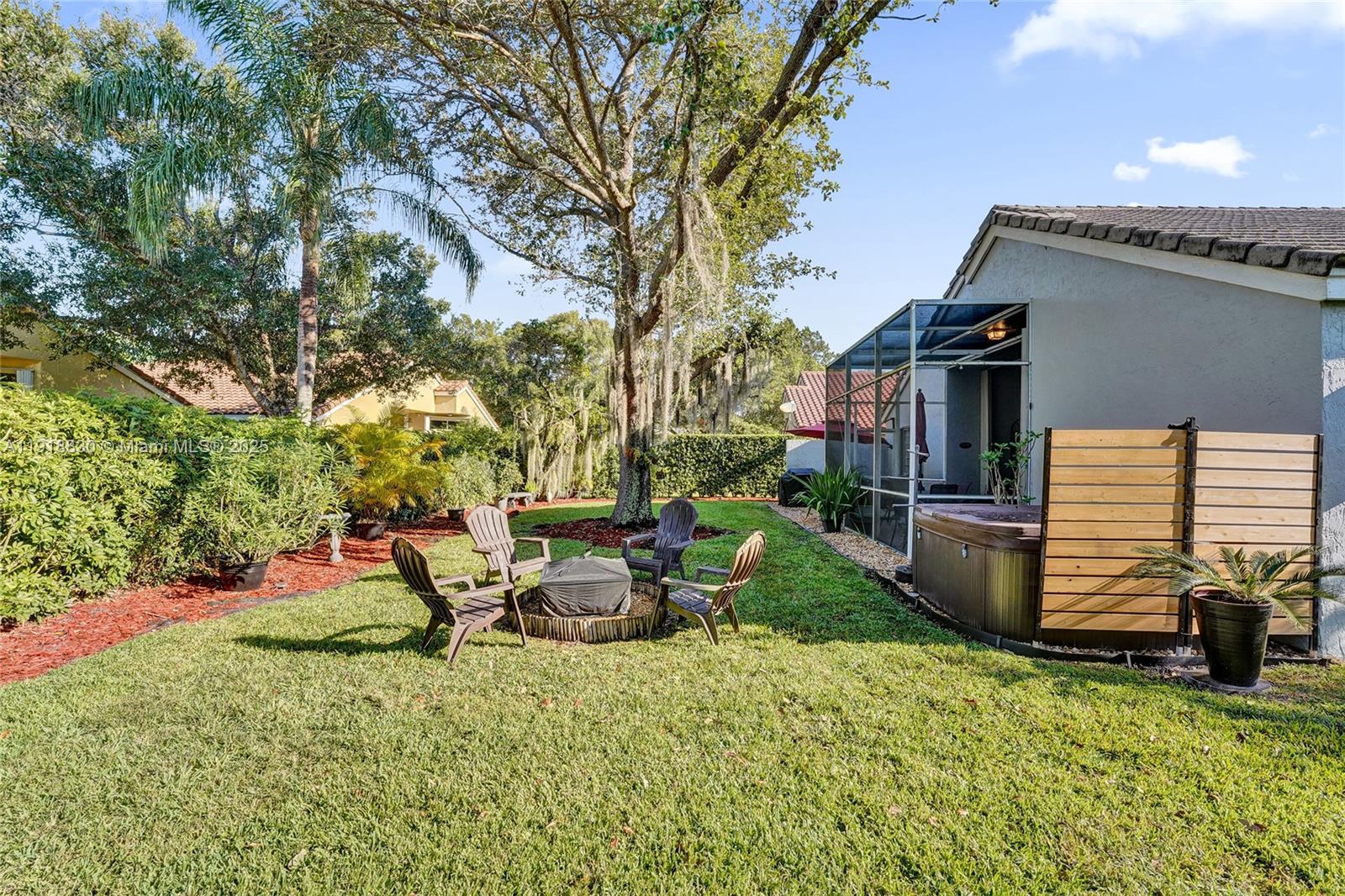 COUNTRY ISLES COVE - Residential