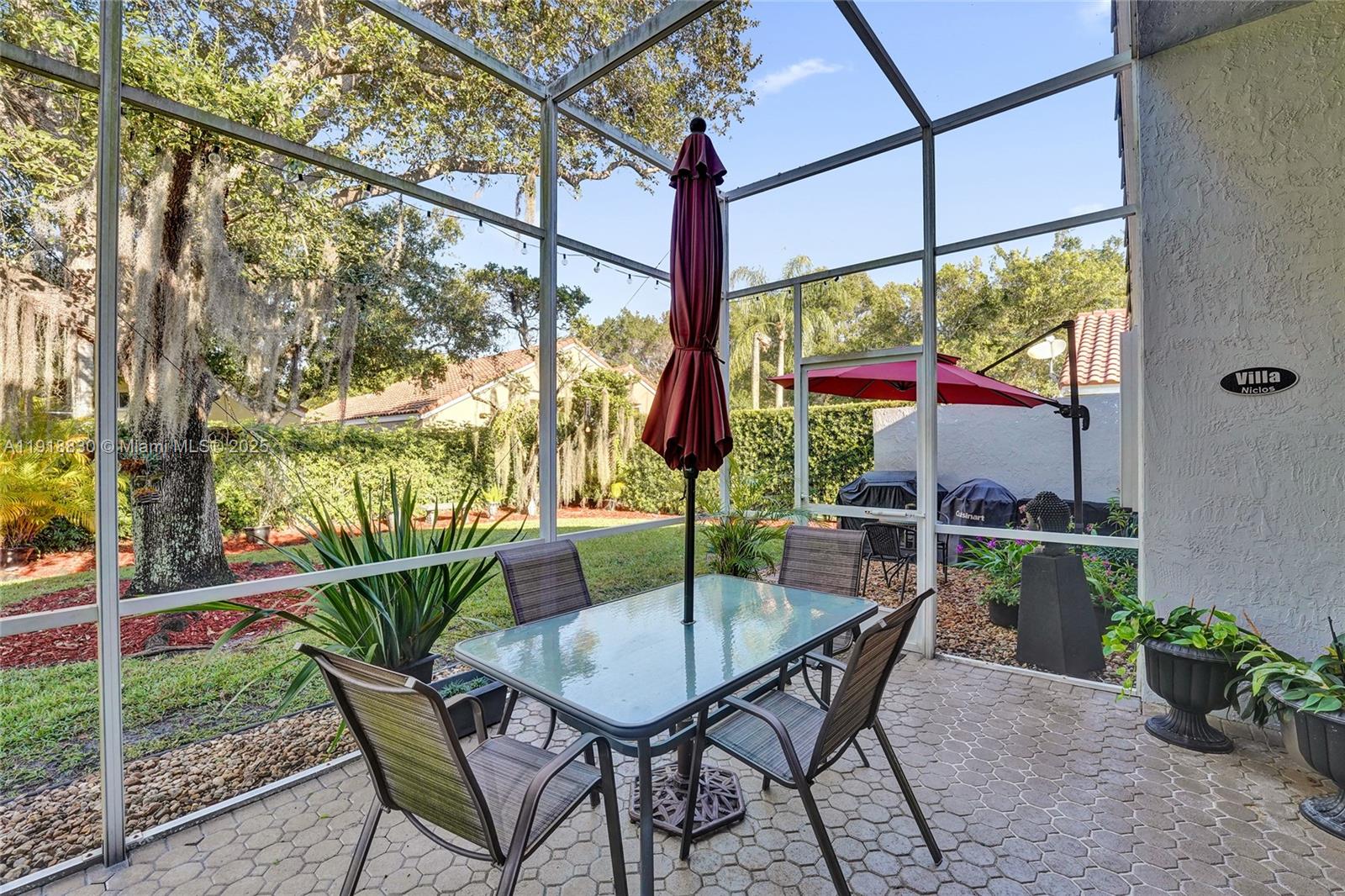 COUNTRY ISLES COVE - Residential