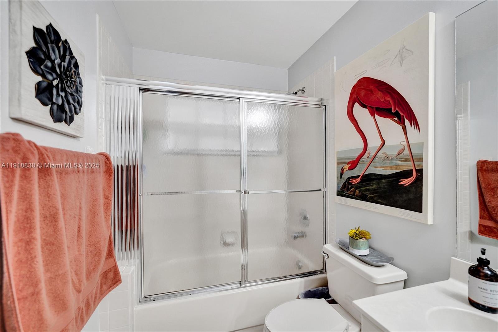 COUNTRY ISLES COVE - Residential