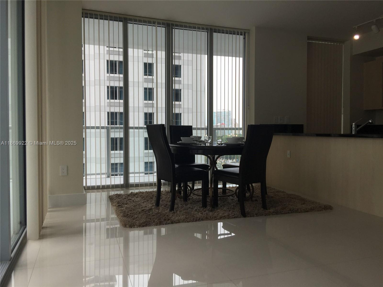 79 SW 12th St 1406-S